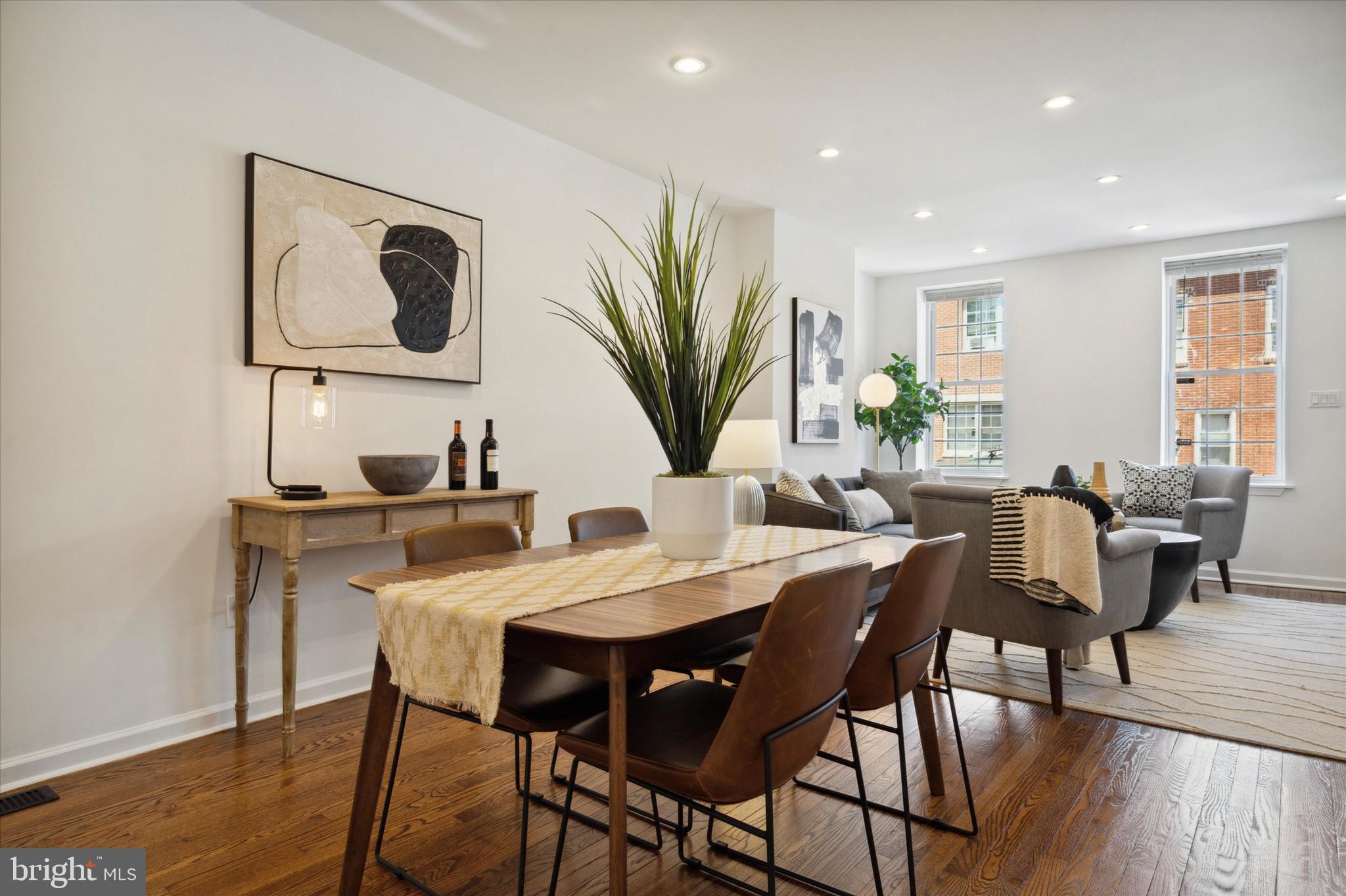 POINT BREEZE - Residential