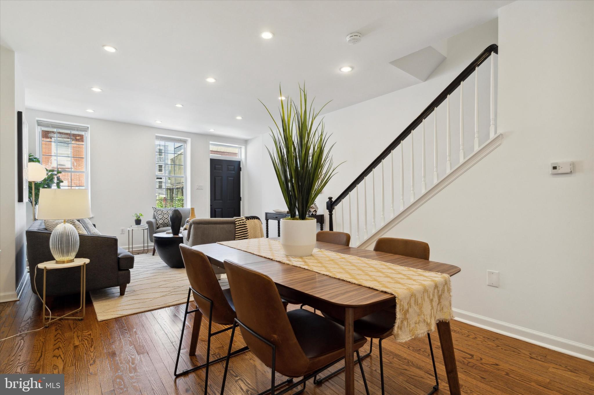 POINT BREEZE - Residential