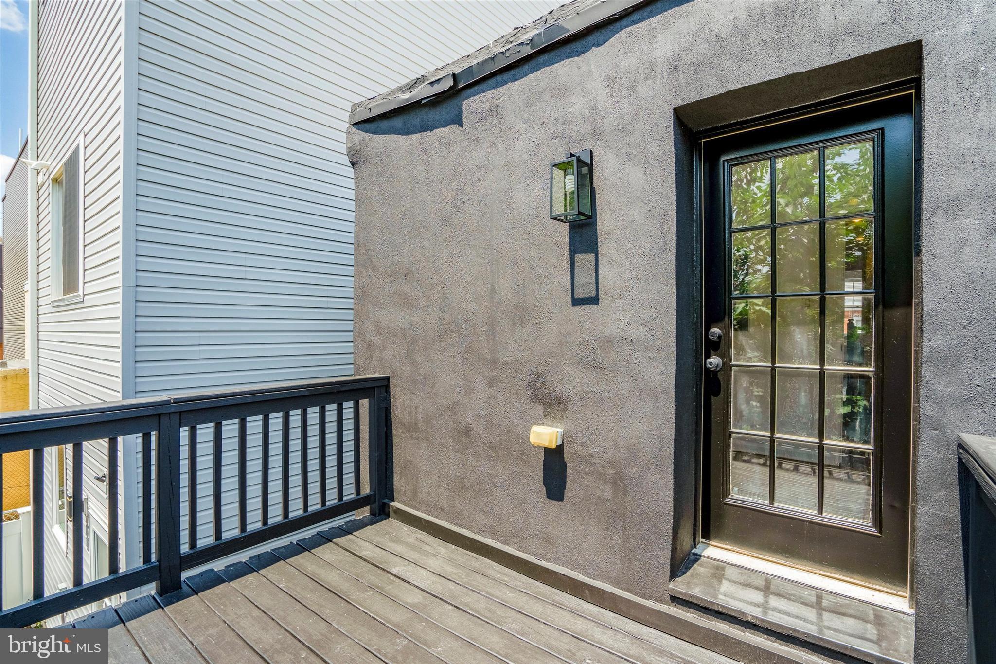 POINT BREEZE - Residential
