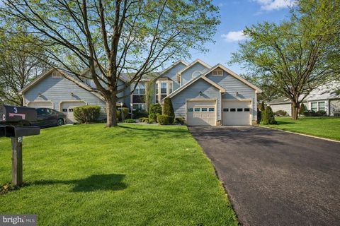 Condo For Sale - 3 Spaulding Drive<br/> MONROE TOWNSHIP, NJ 08831