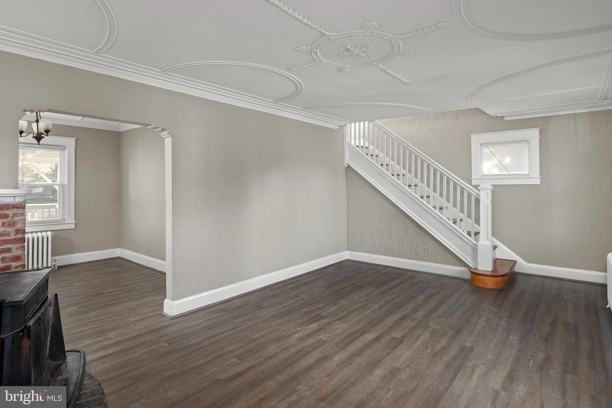 CARLYNN HEIGHTS - Residential