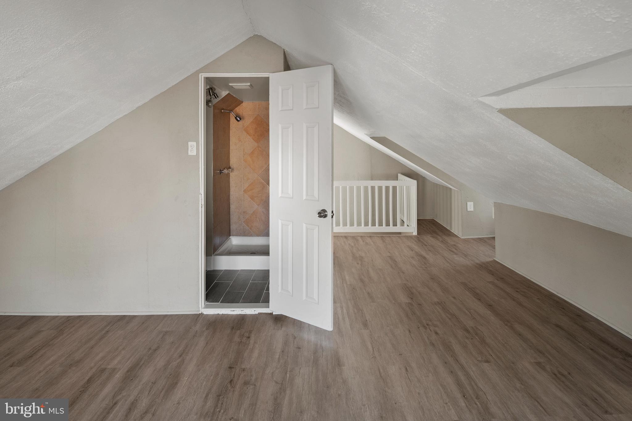 CARLYNN HEIGHTS - Residential