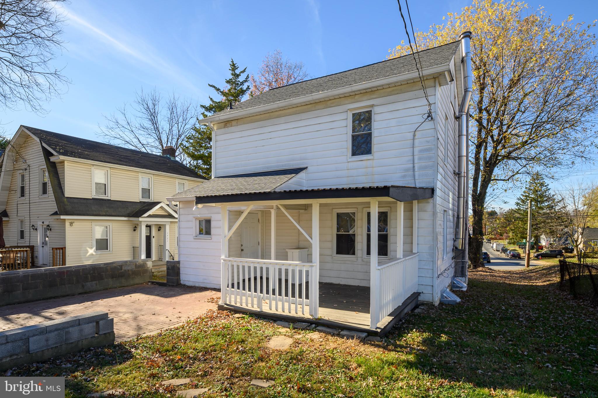 CARLYNN HEIGHTS - Residential