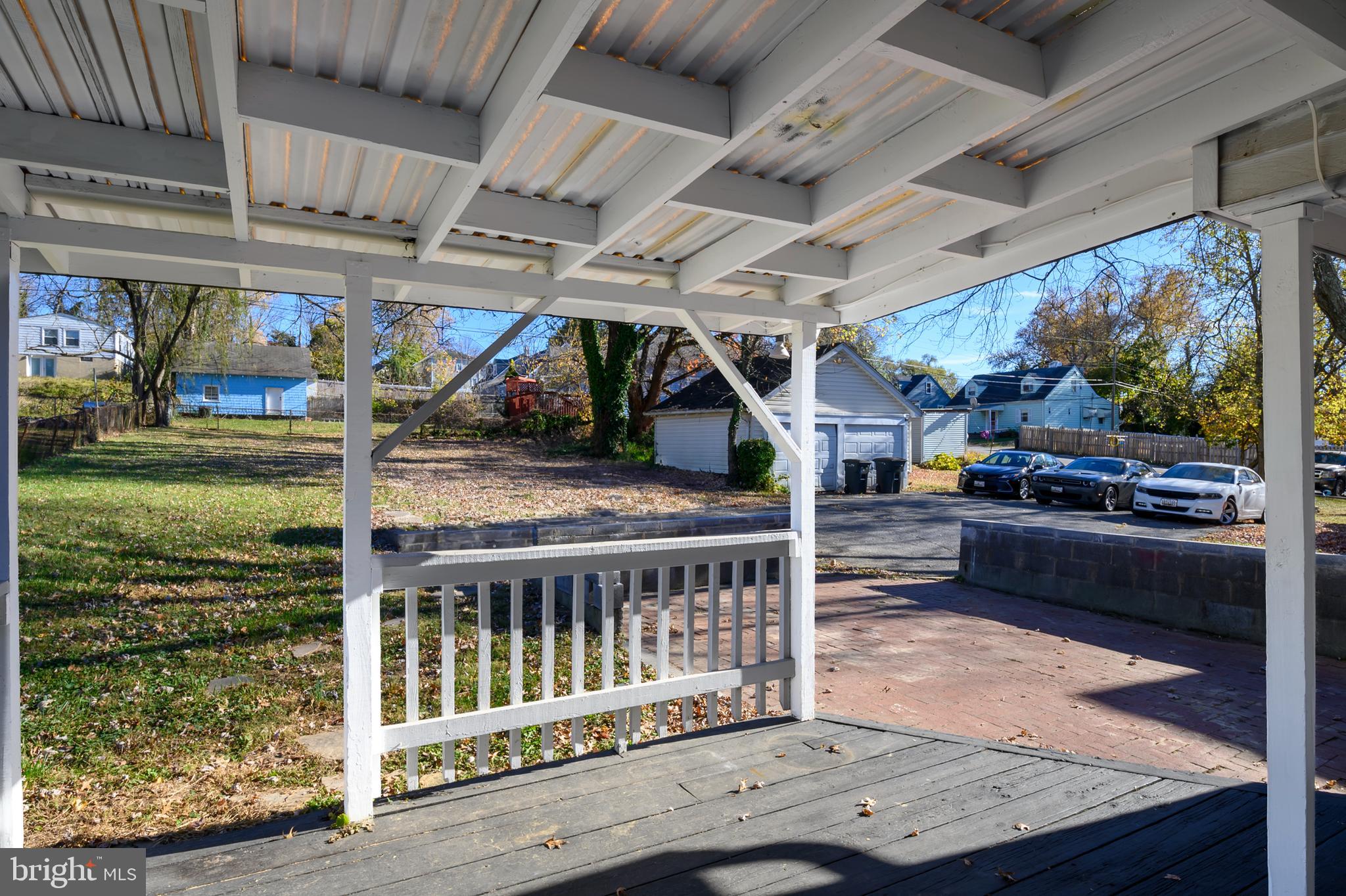 CARLYNN HEIGHTS - Residential