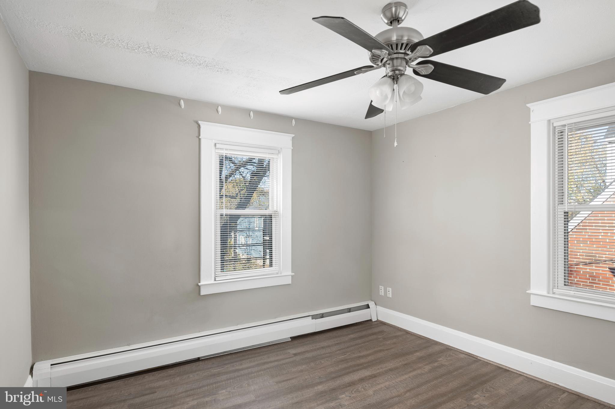 CARLYNN HEIGHTS - Residential