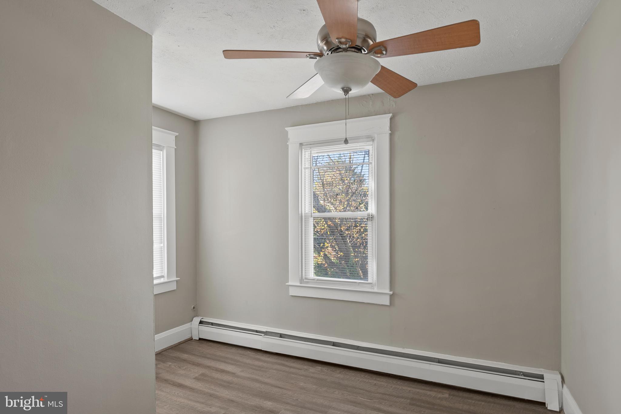 CARLYNN HEIGHTS - Residential