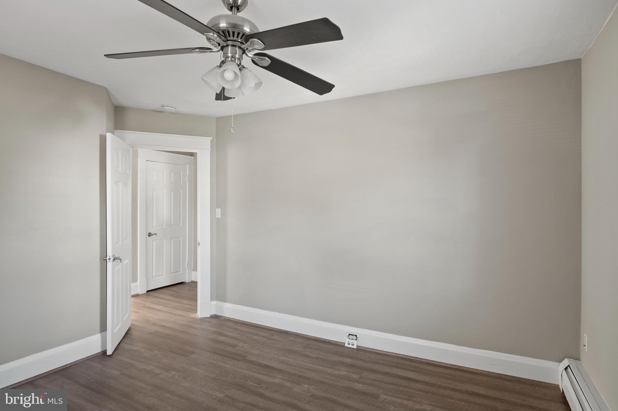 CARLYNN HEIGHTS - Residential