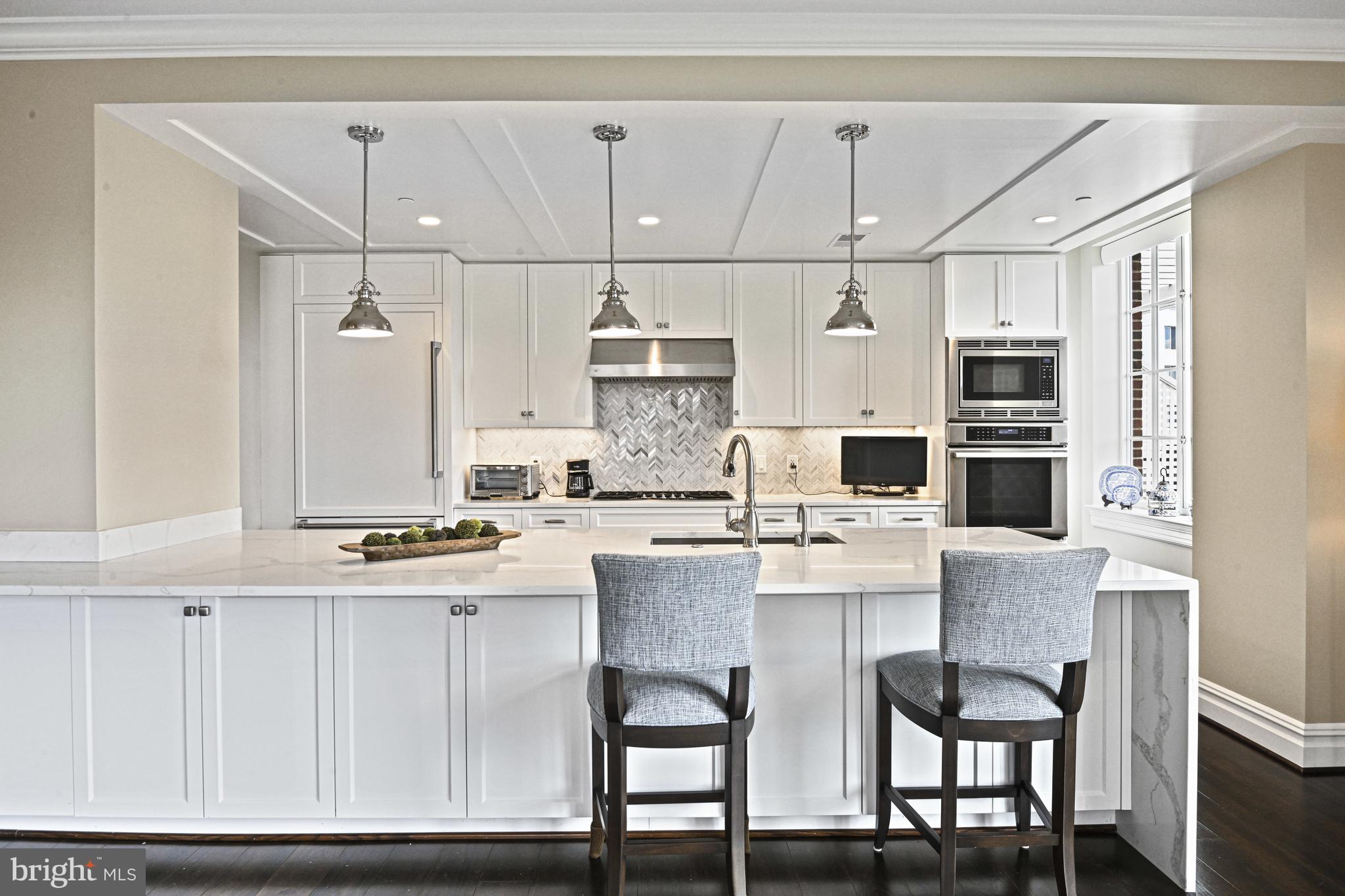 THE SIGNET - Residential