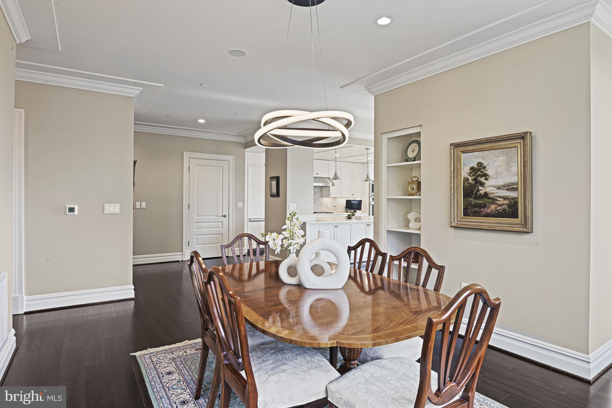 THE SIGNET - Residential