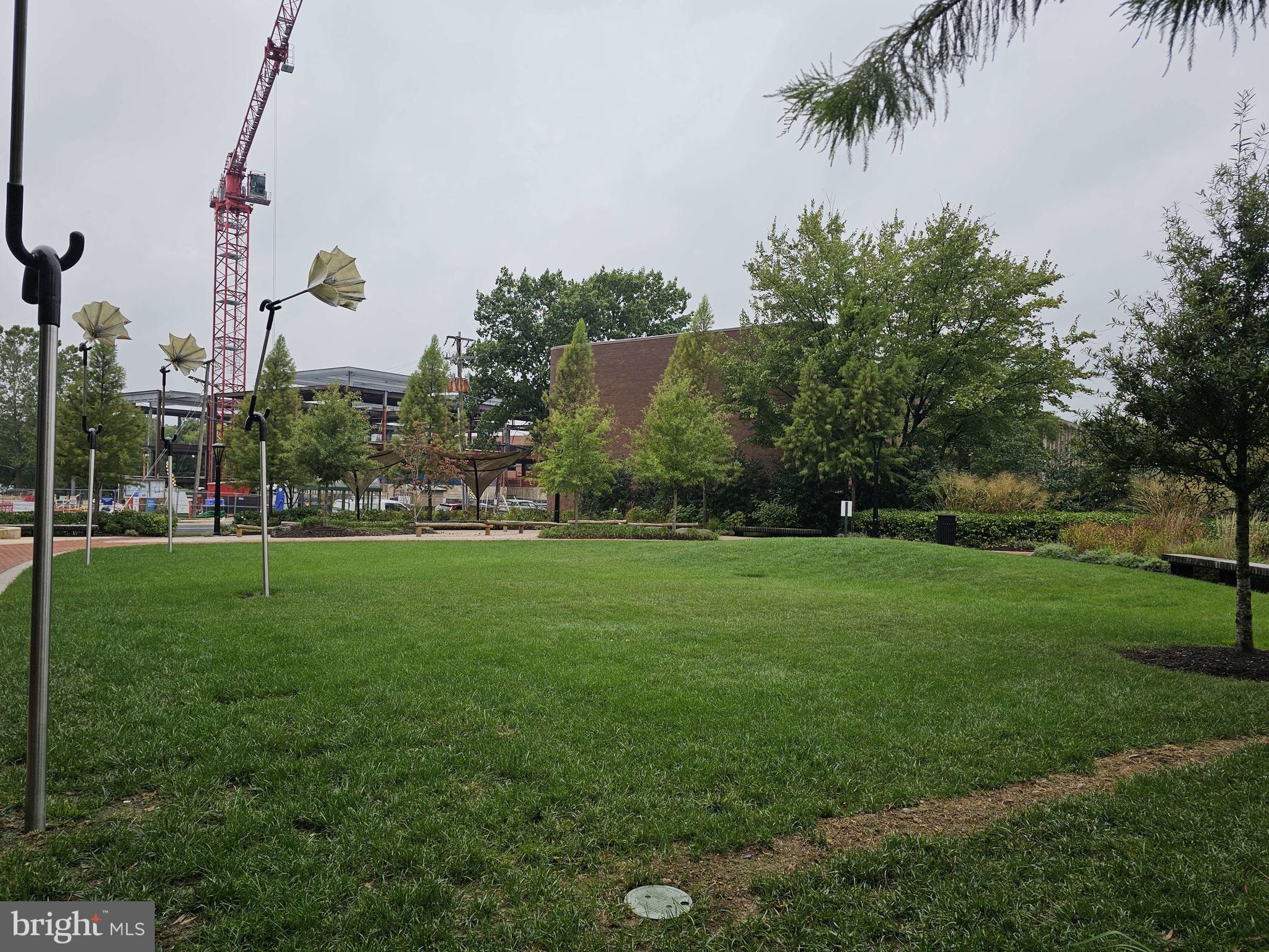 THE SIGNET - Residential