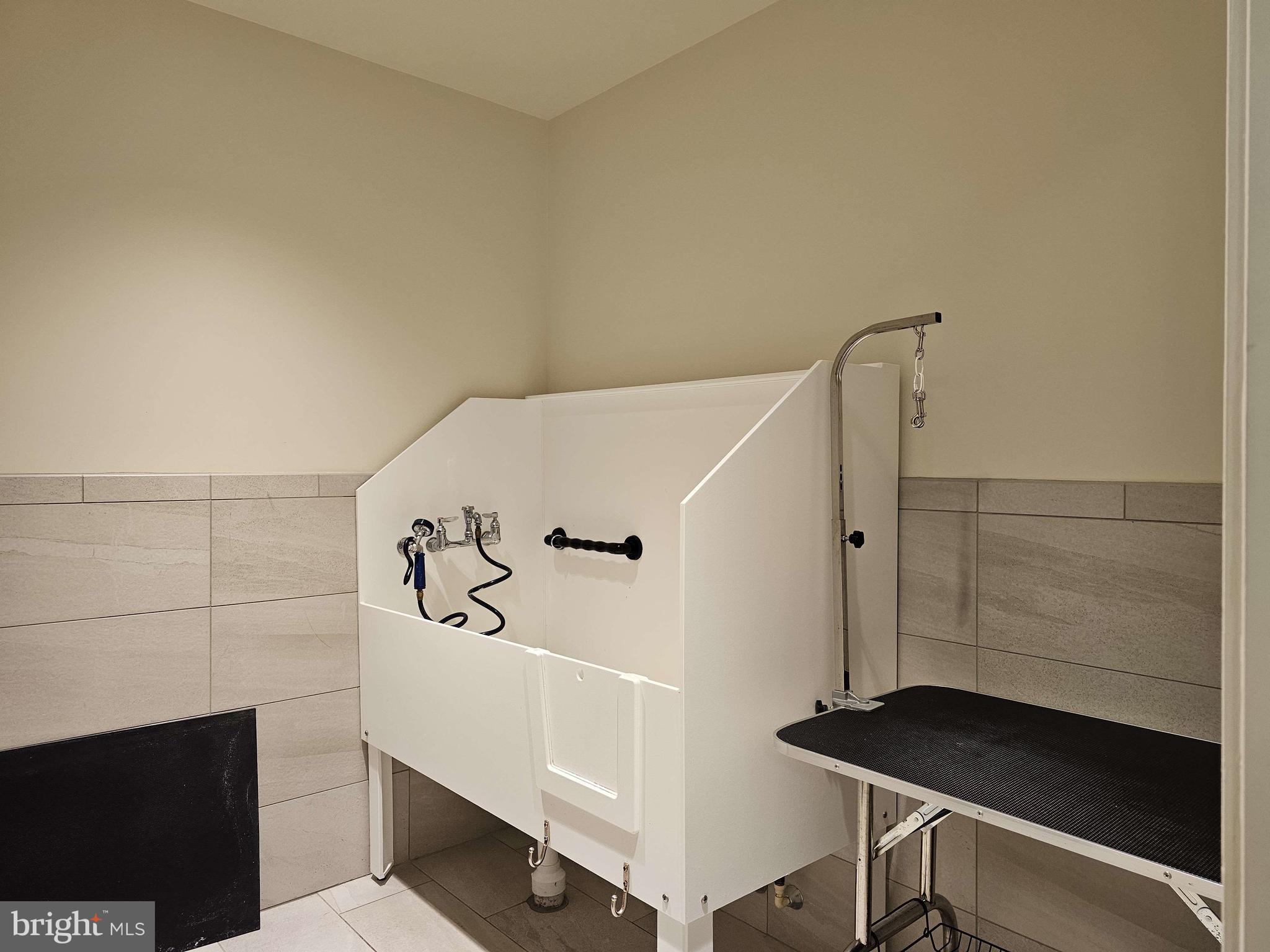 THE SIGNET - Residential