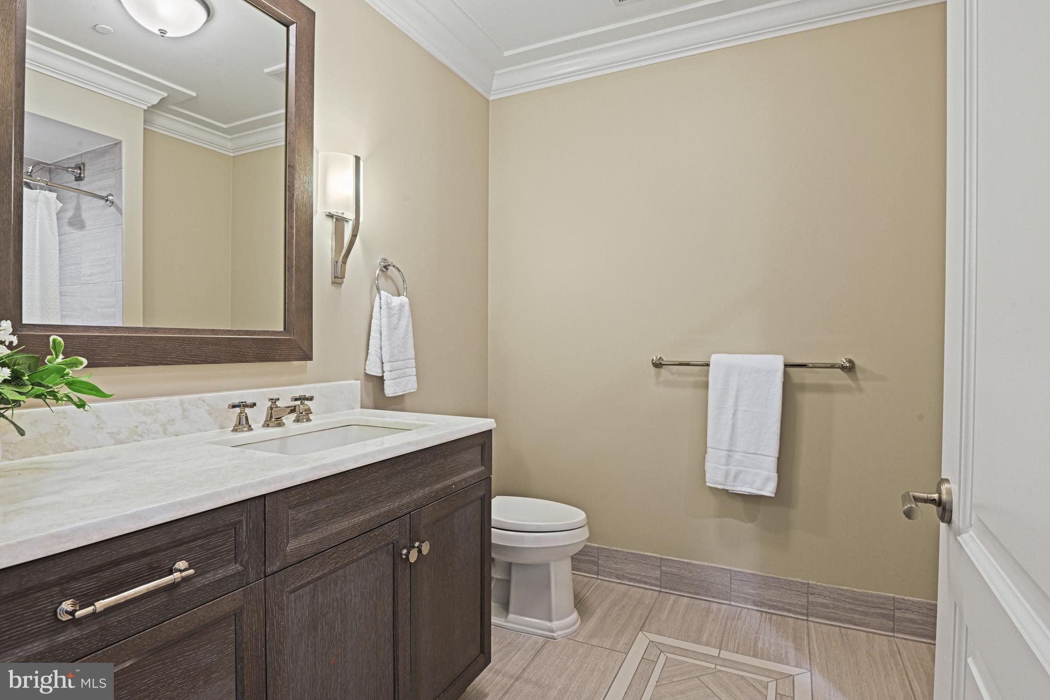 THE SIGNET - Residential