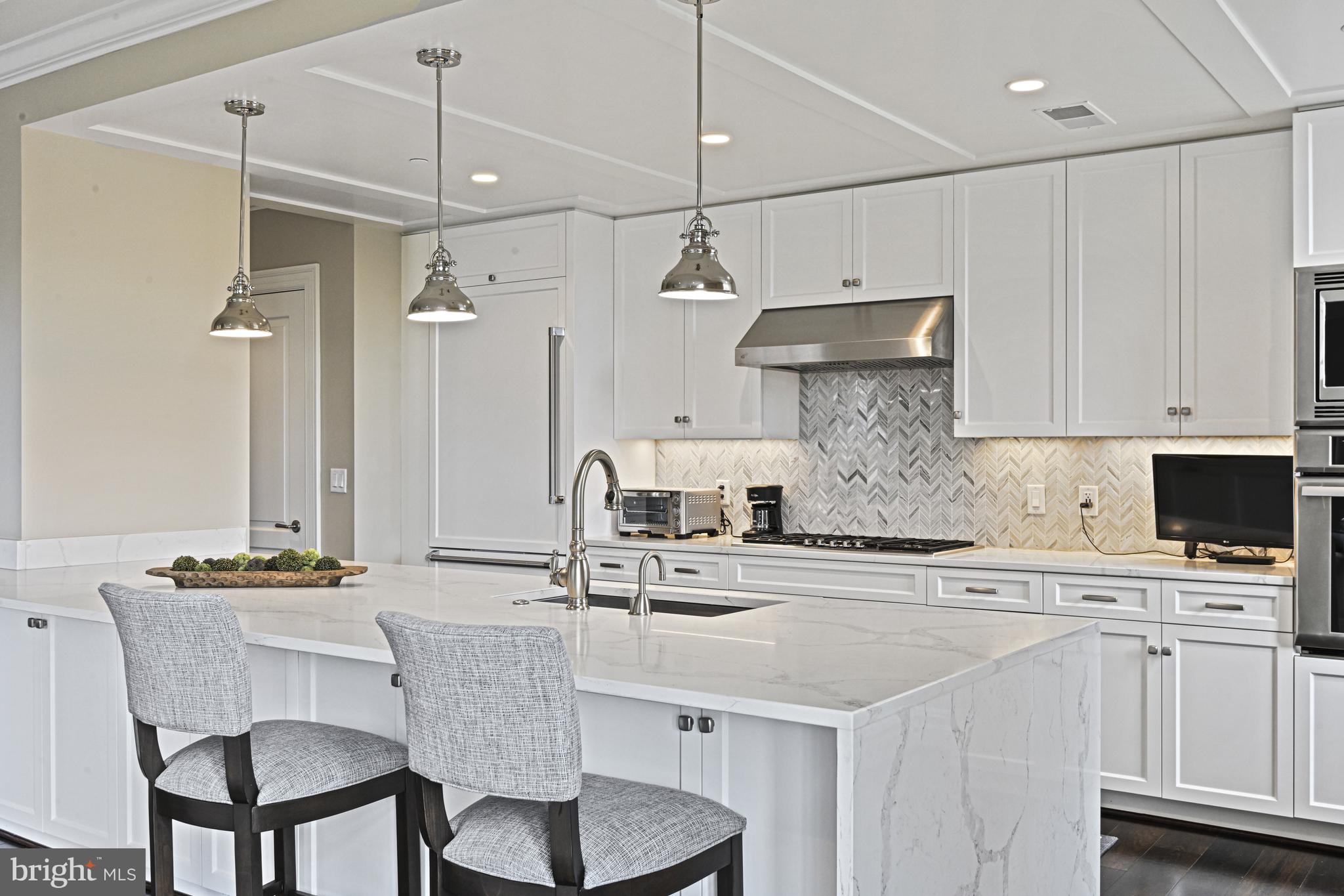 THE SIGNET - Residential