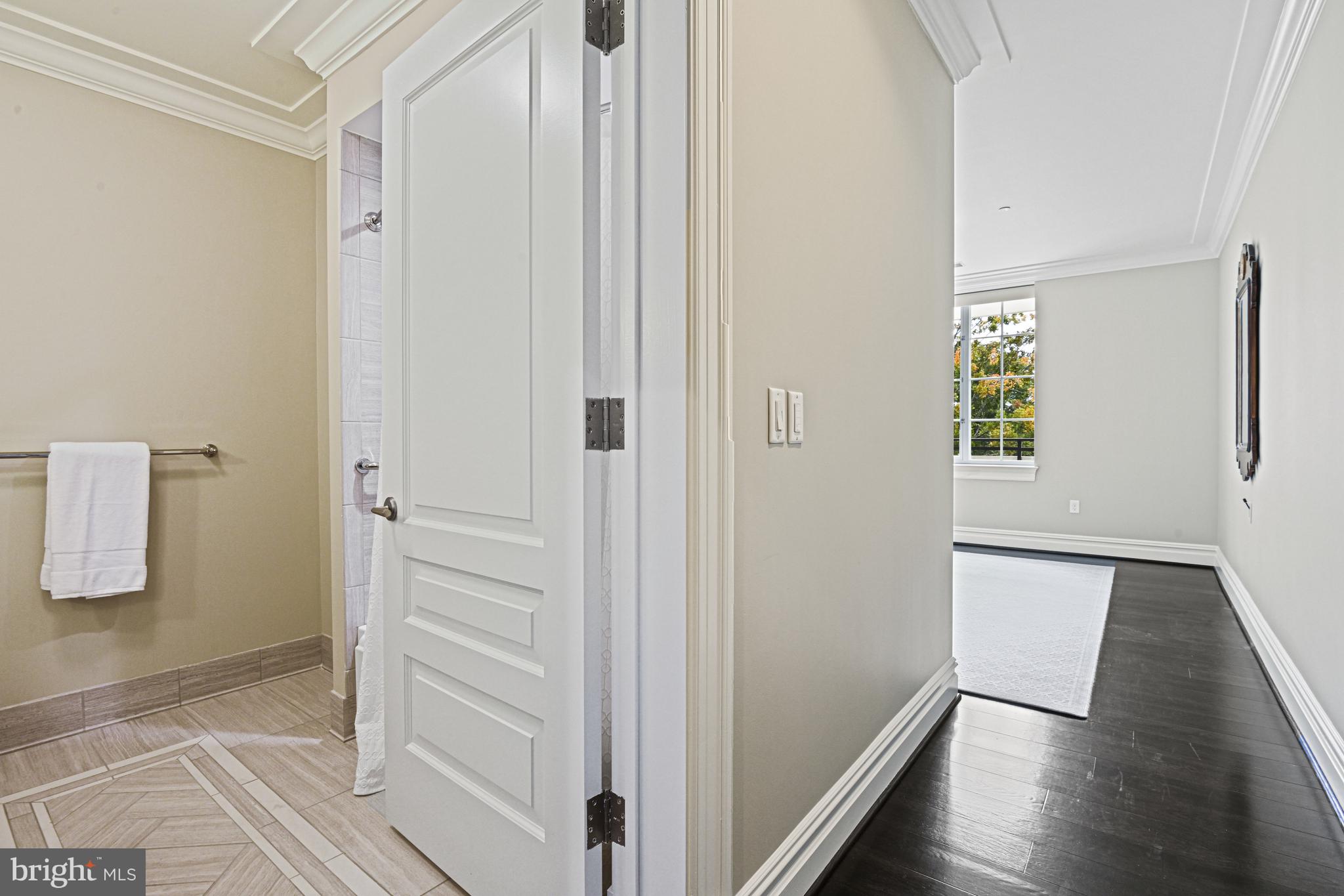 THE SIGNET - Residential