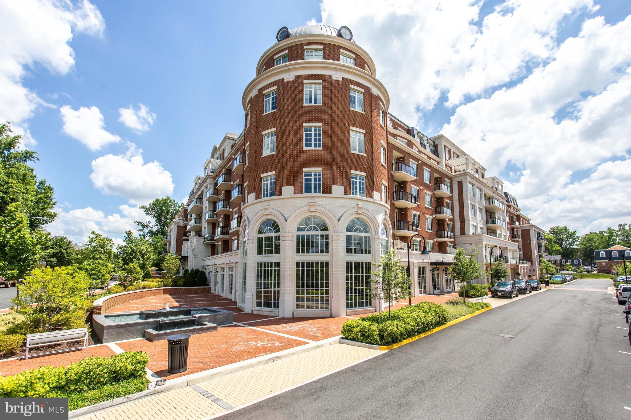 THE SIGNET - Residential