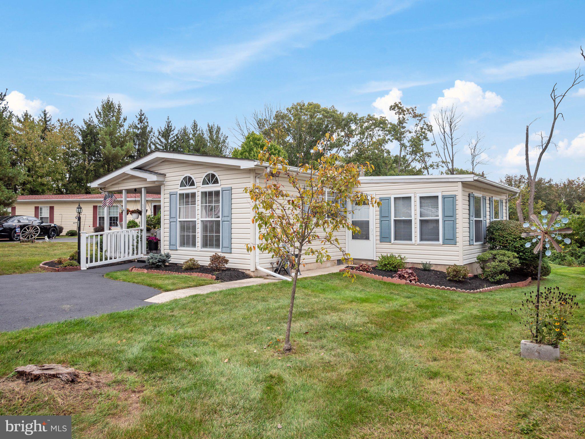 WALNUT MEADOWS - Residential
