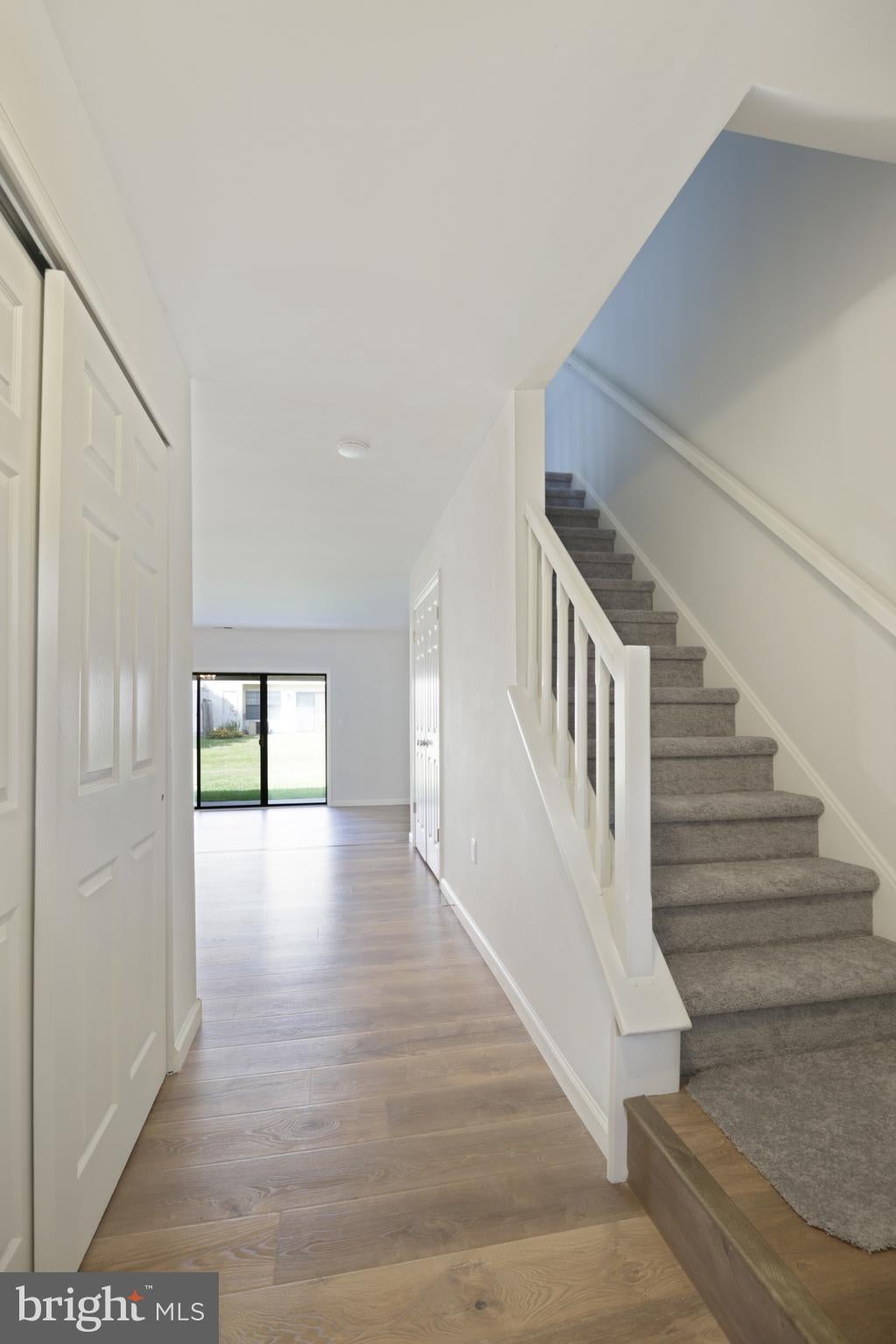 42 ONEILL CT