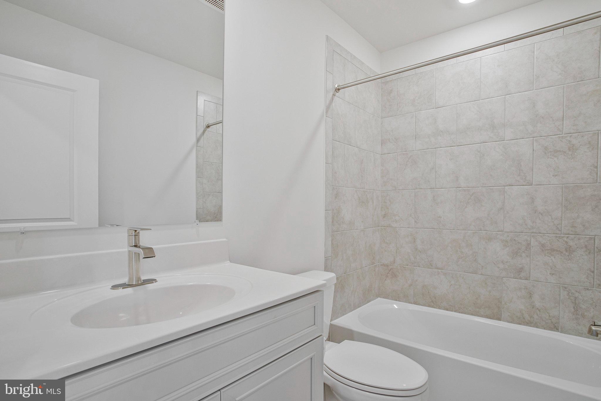 PATAPSCO GLEN - Residential Lease