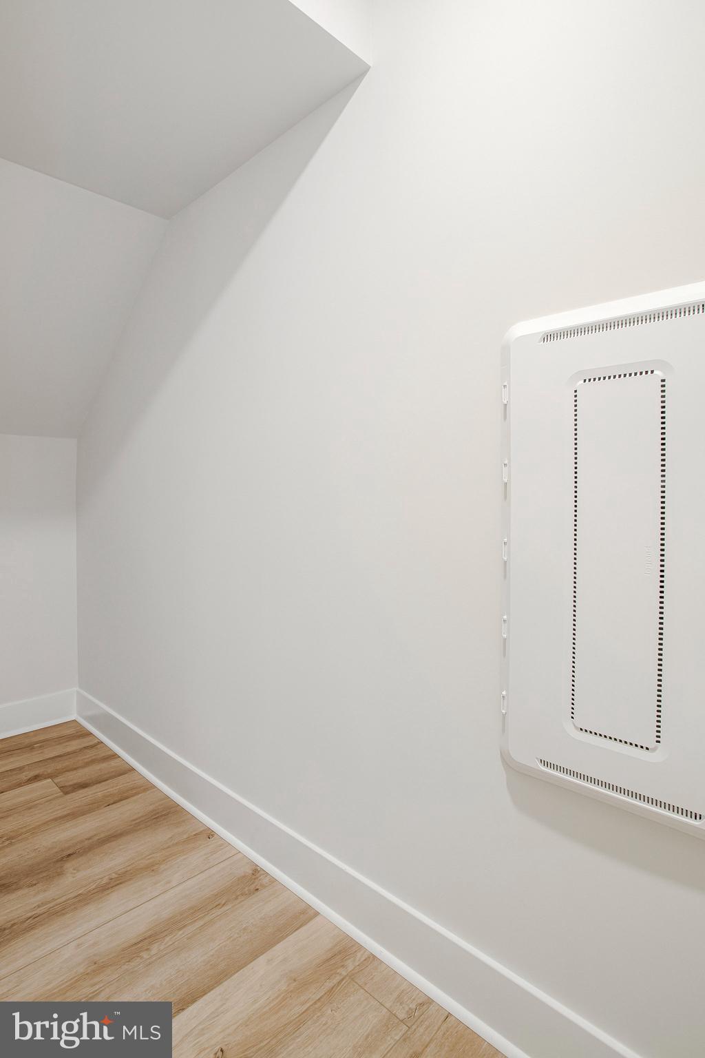 PATAPSCO GLEN - Residential Lease