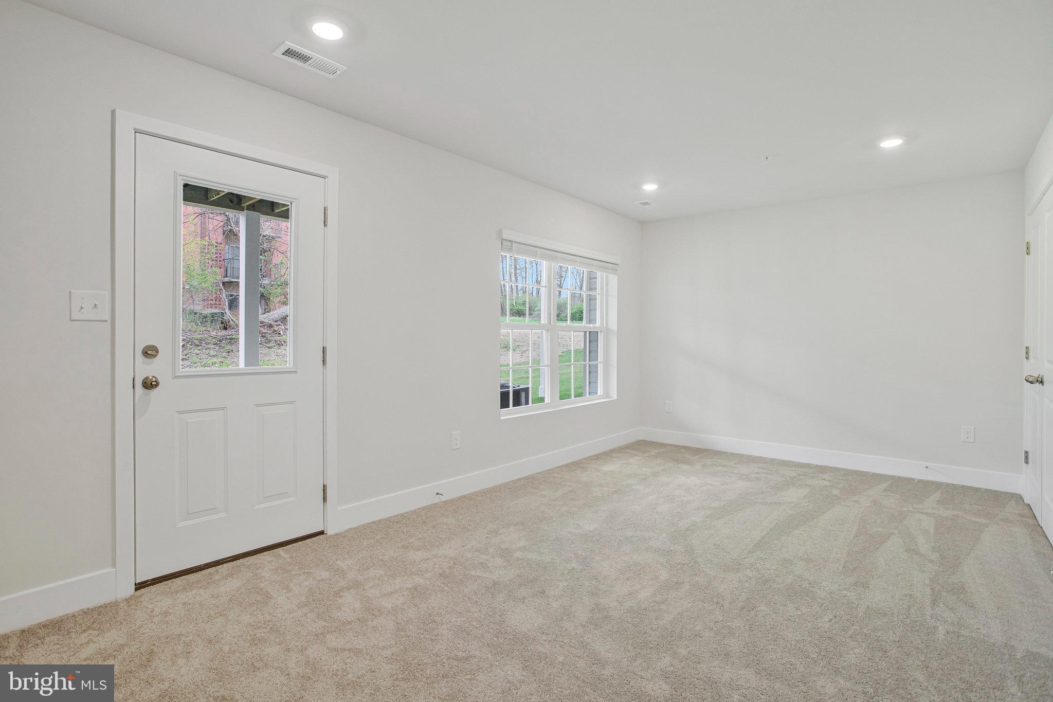 PATAPSCO GLEN - Residential Lease