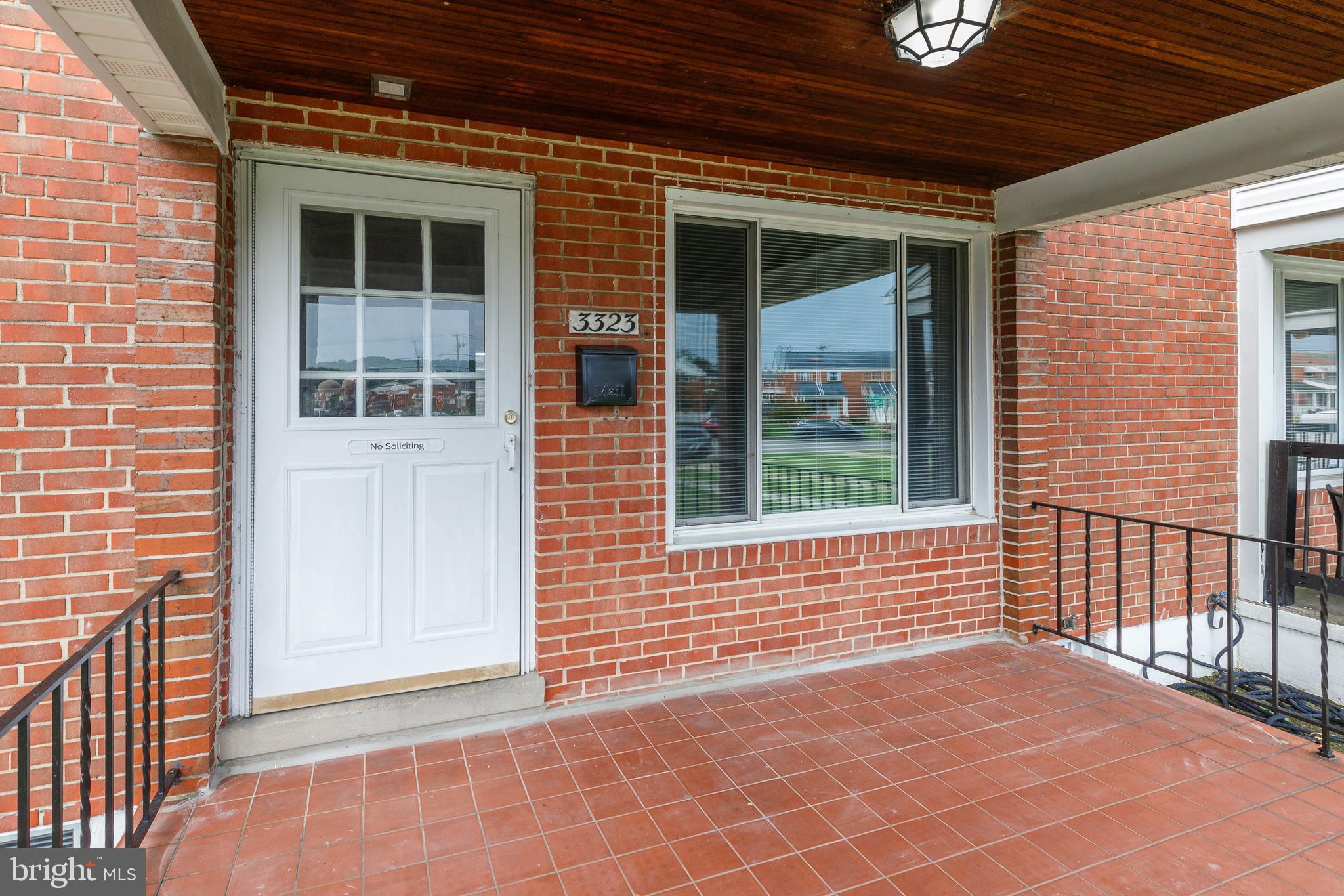 3323 WALLFORD DRIVE