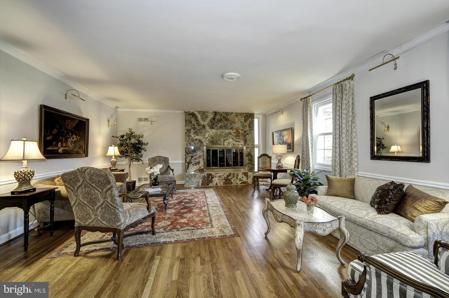 ARROWOOD - Residential