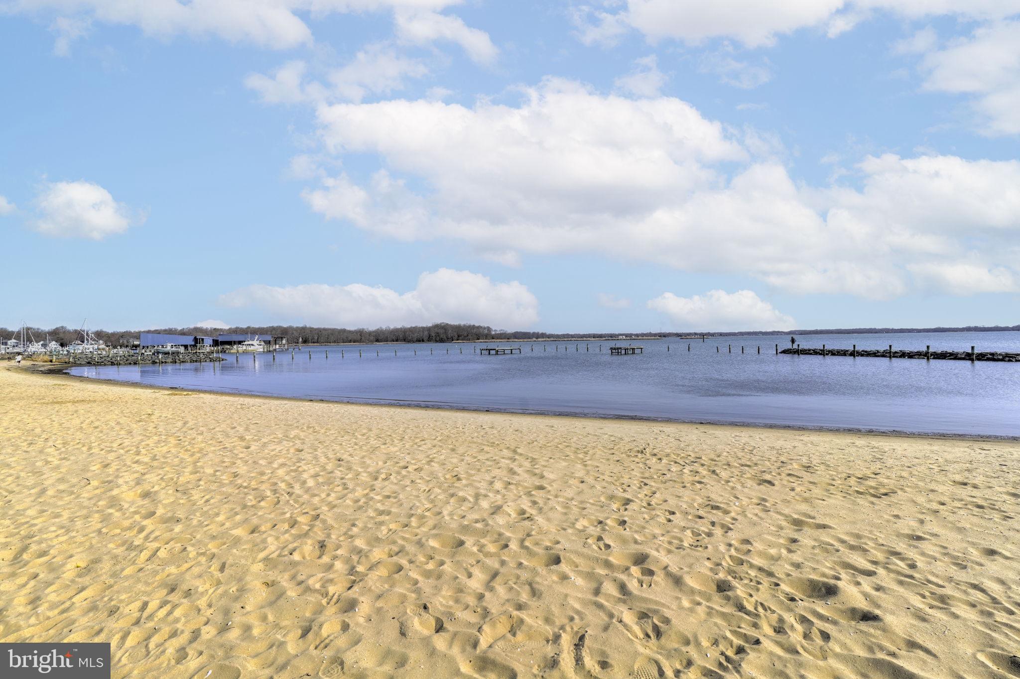 SELBY ON THE BAY - Residential