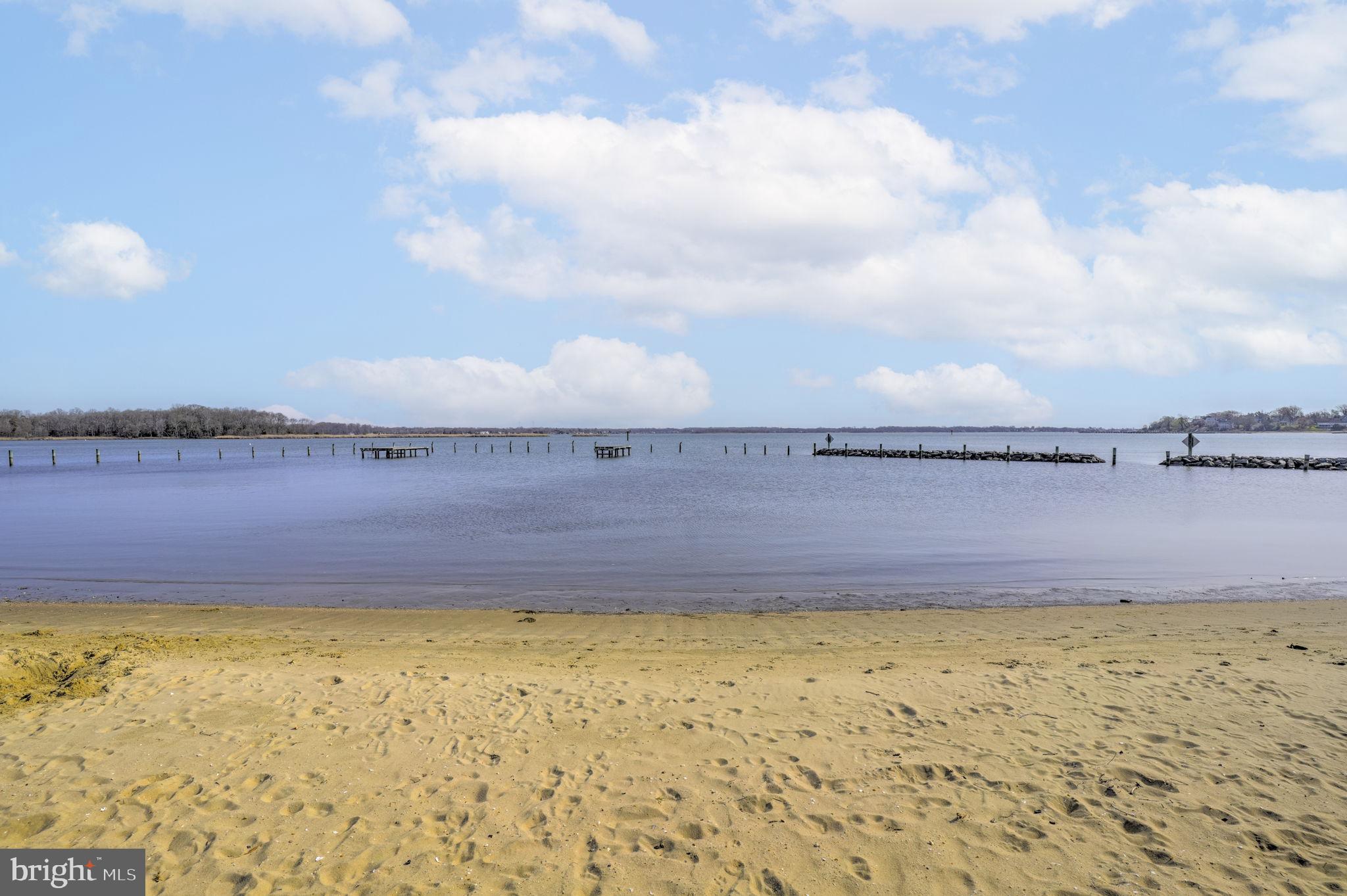 SELBY ON THE BAY - Residential