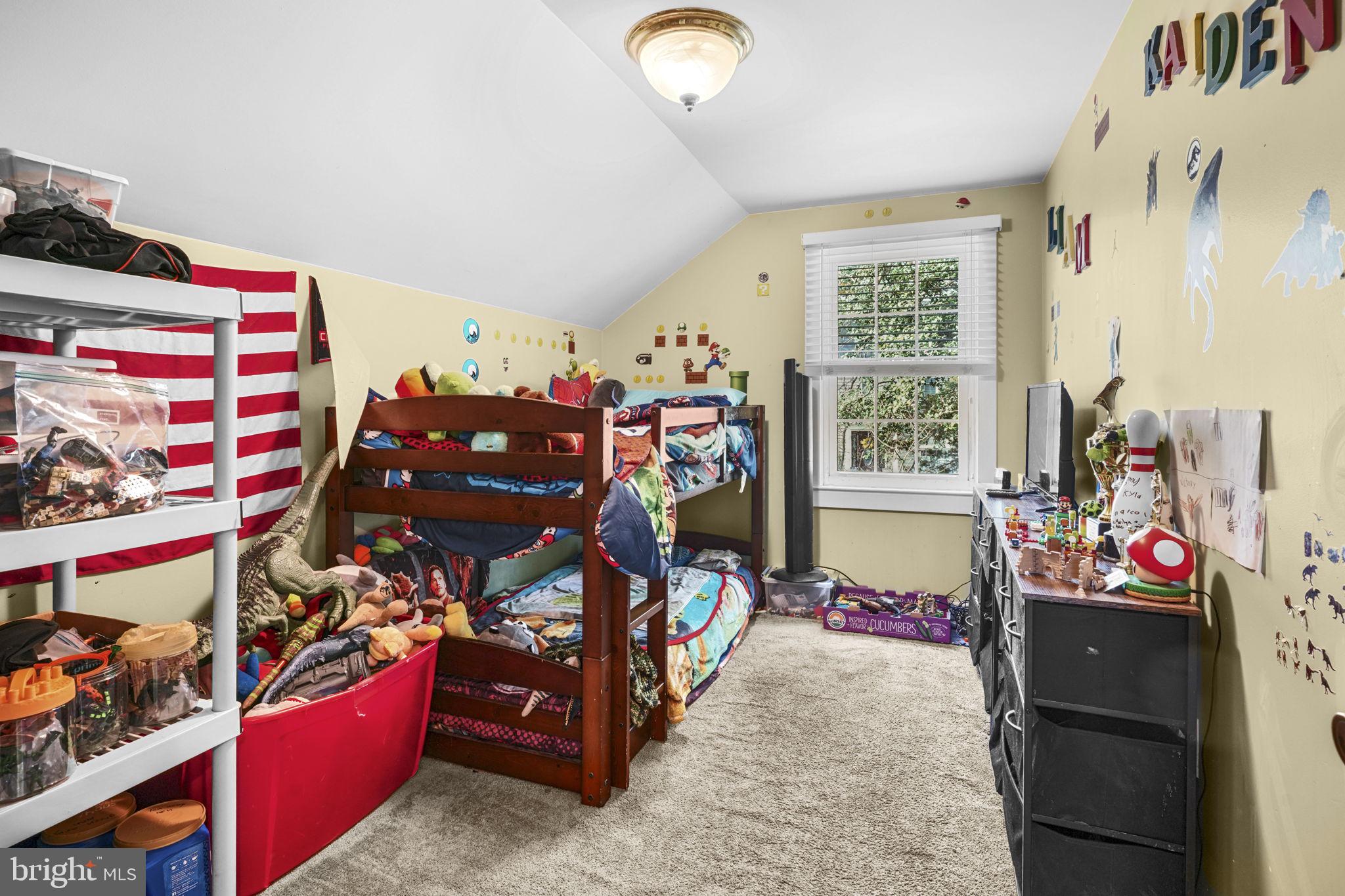 SELBY ON THE BAY - Residential