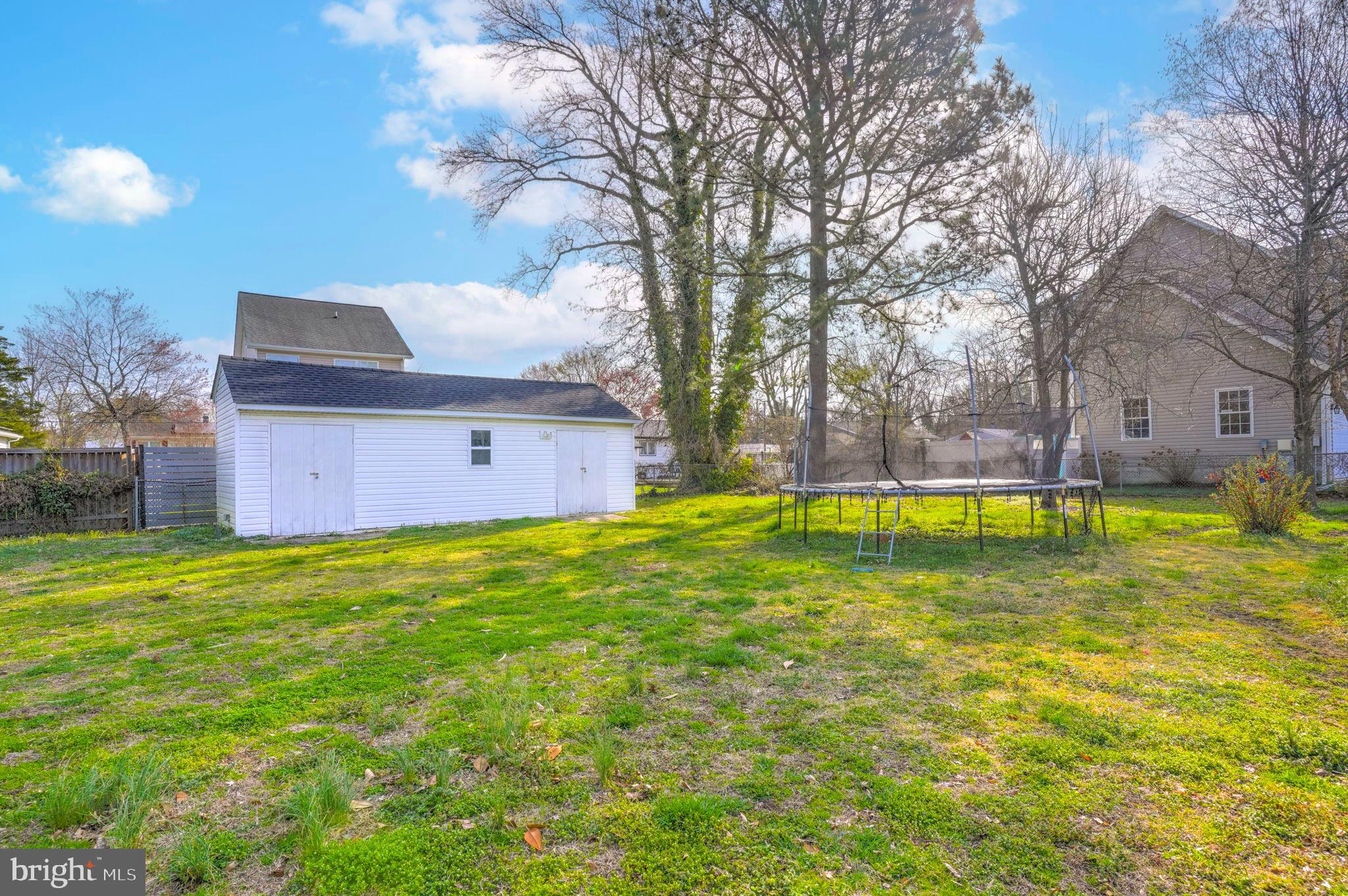 SELBY ON THE BAY - Residential