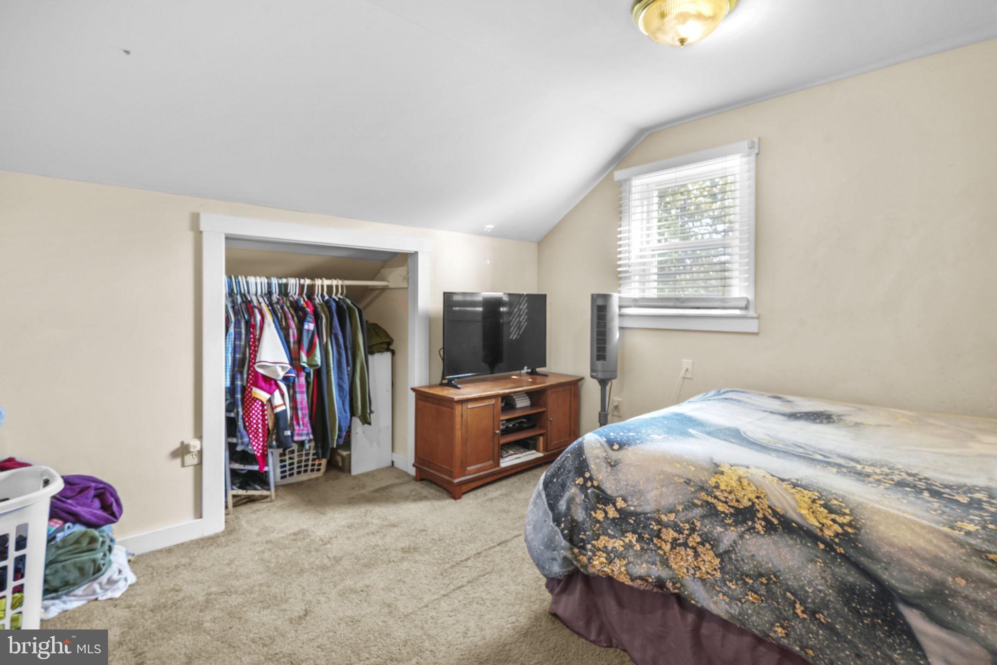 SELBY ON THE BAY - Residential