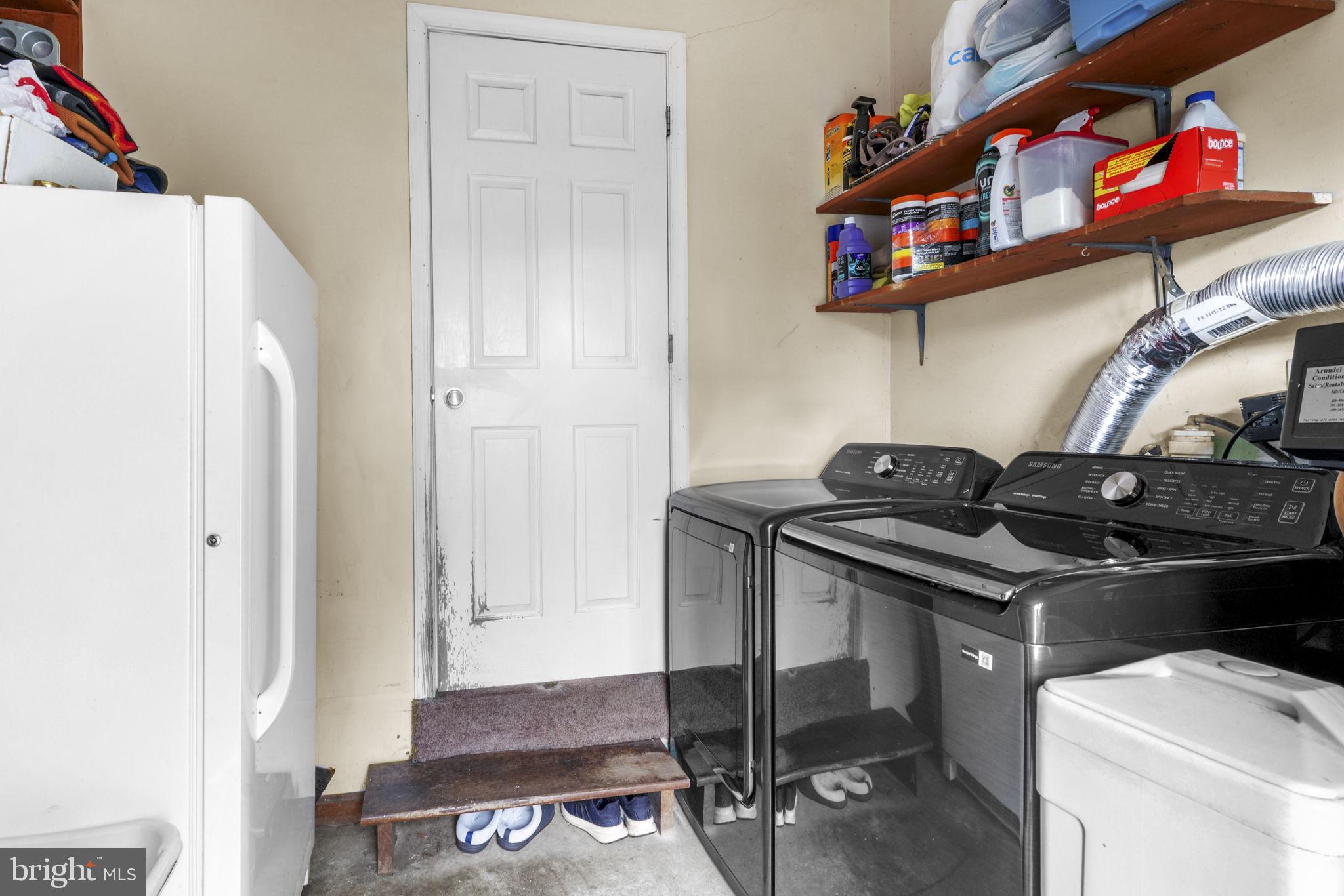 SELBY ON THE BAY - Residential