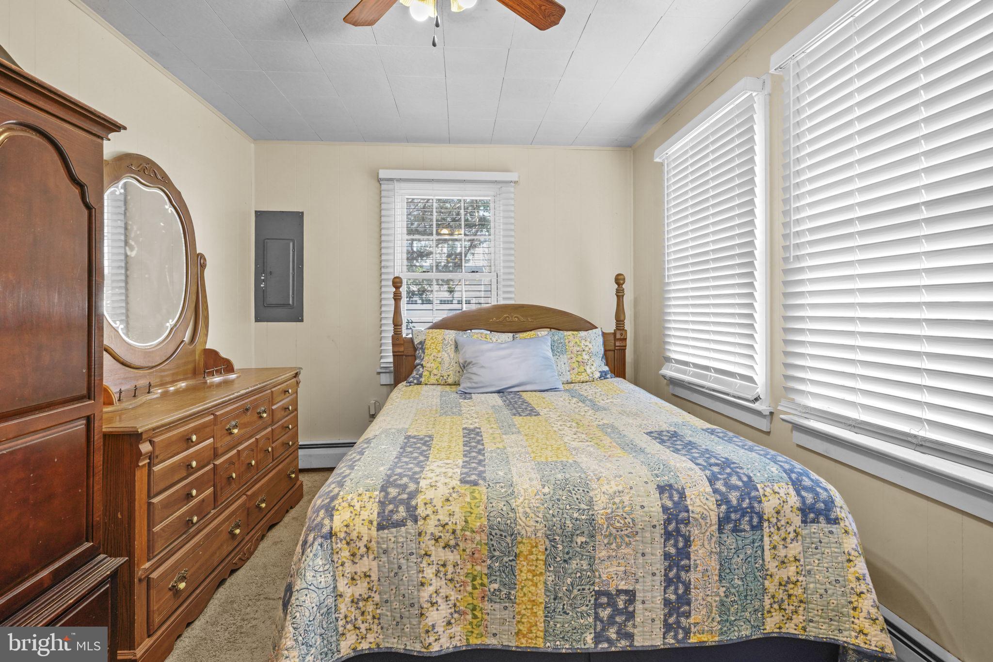 SELBY ON THE BAY - Residential