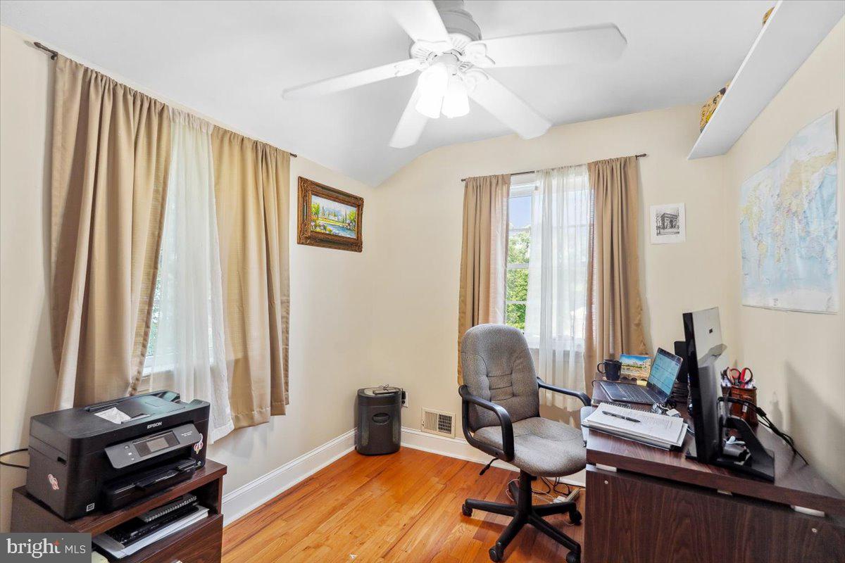 KENSINGTON ESTATES - Residential