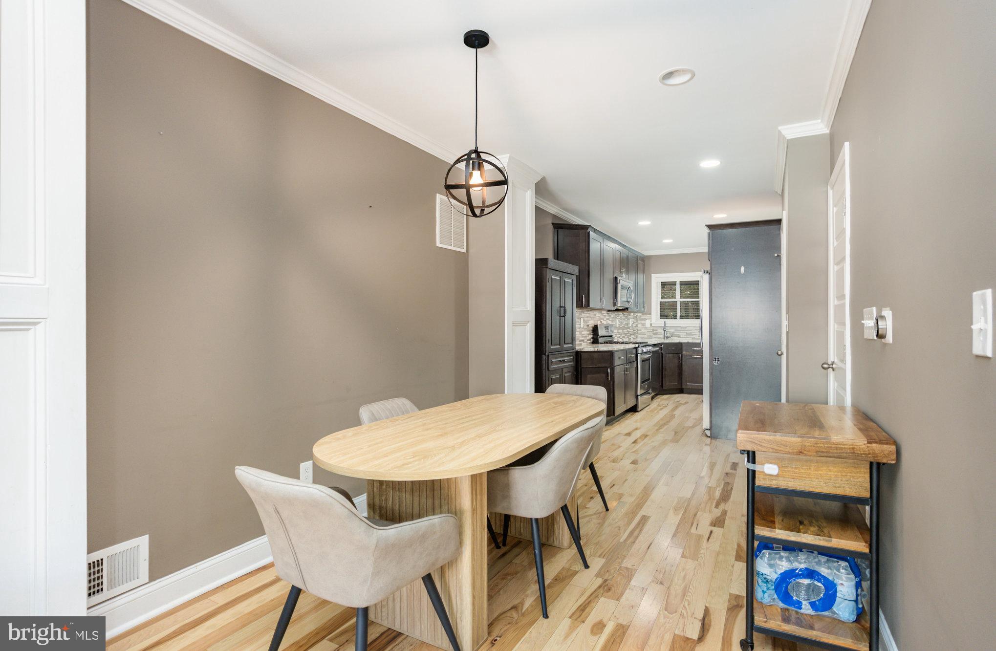 HIGHLANDTOWN - Residential