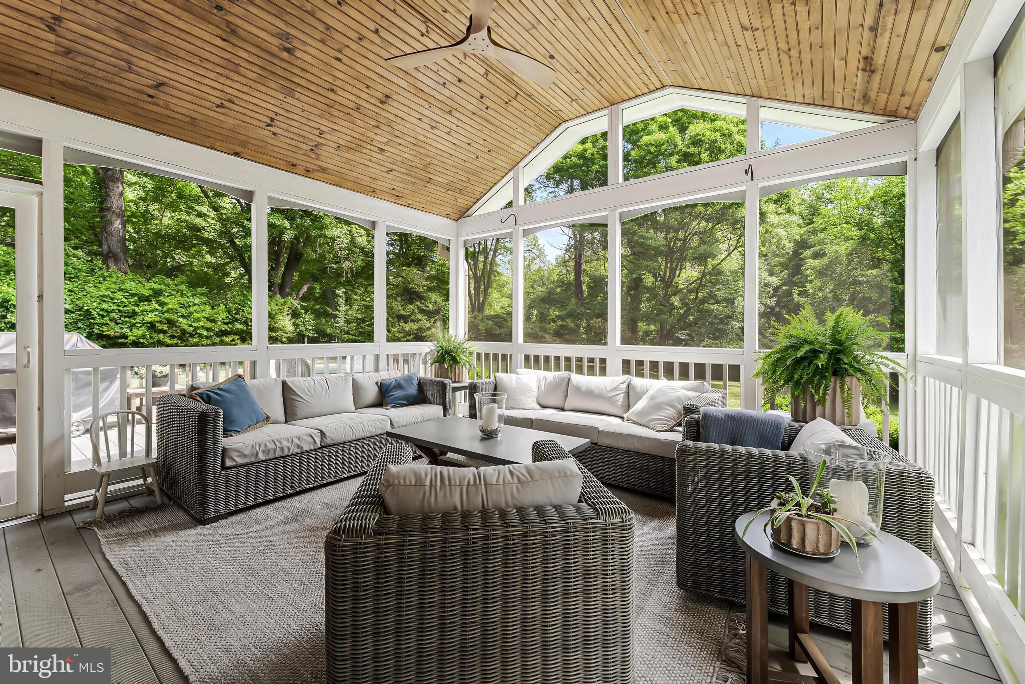 HIDDEN FOREST - Residential