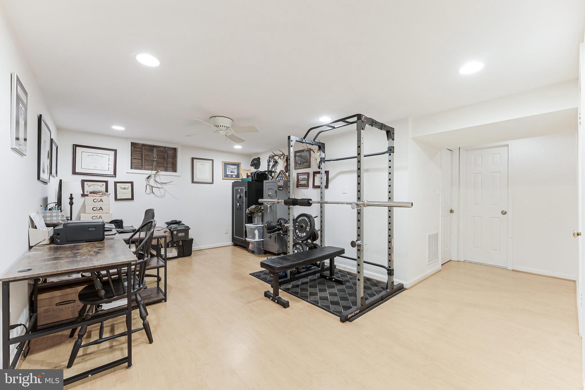 HIDDEN FOREST - Residential