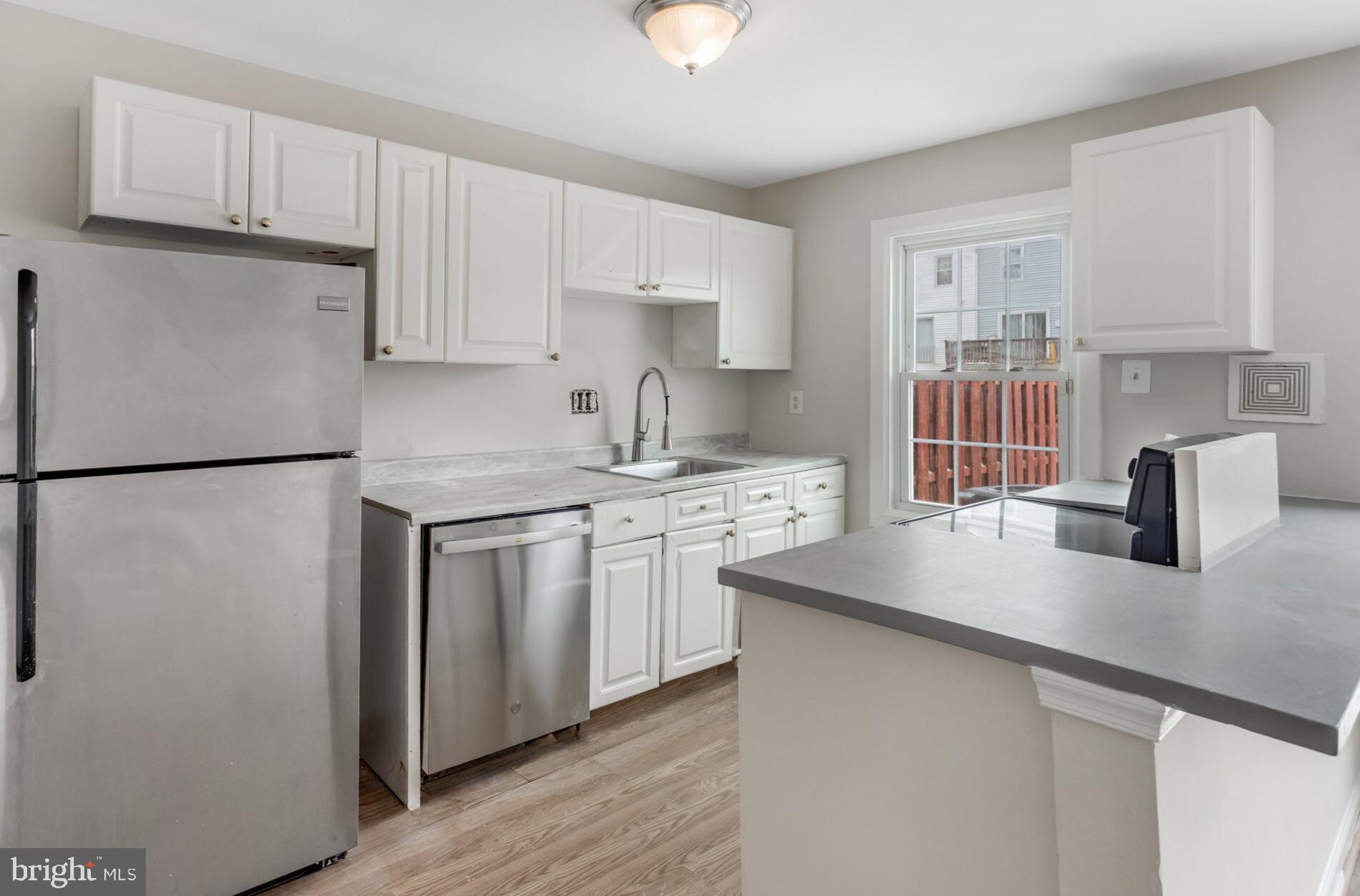 GEORGETOWN VILLAGE - Residential