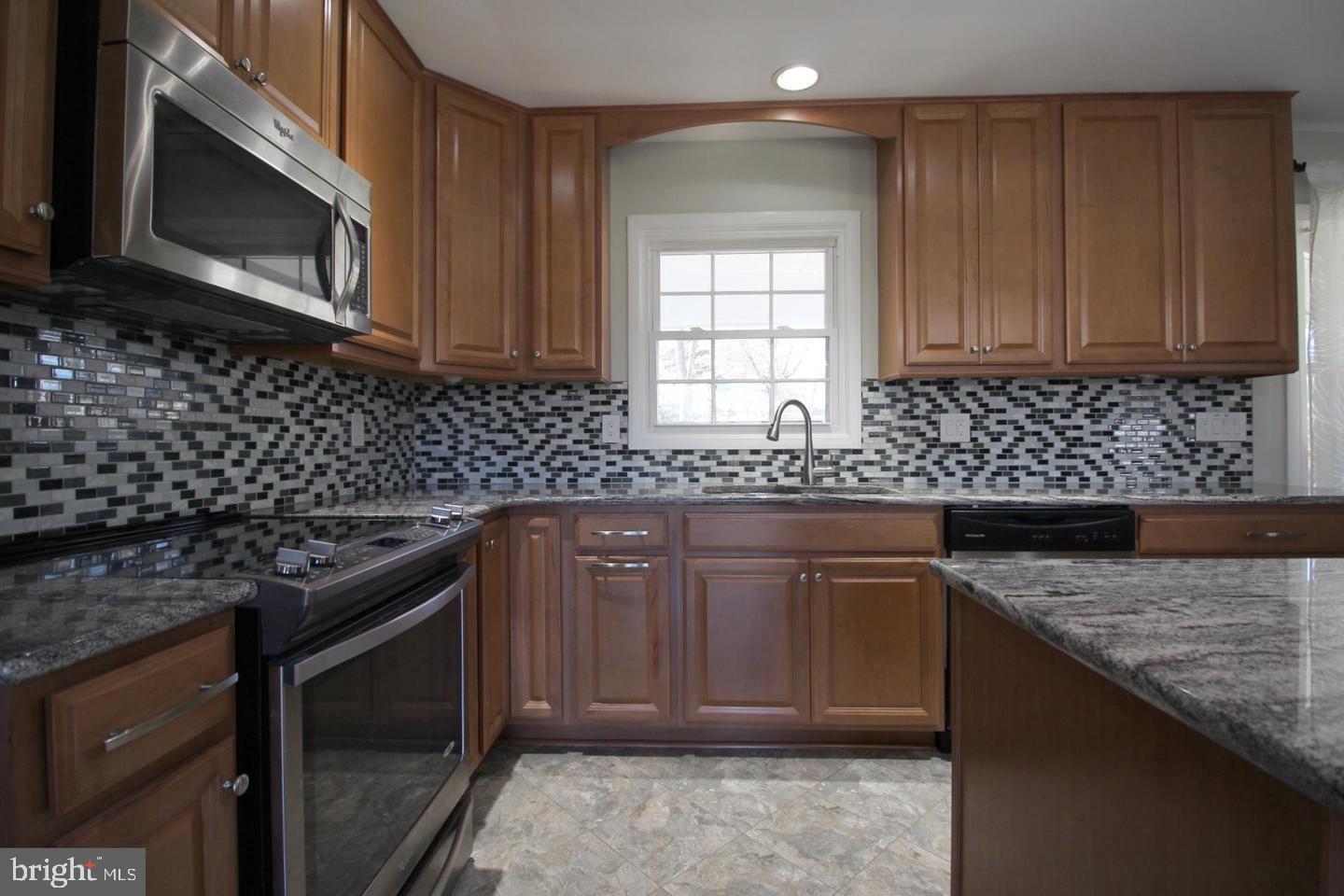 GREENBRIAR - Residential Lease