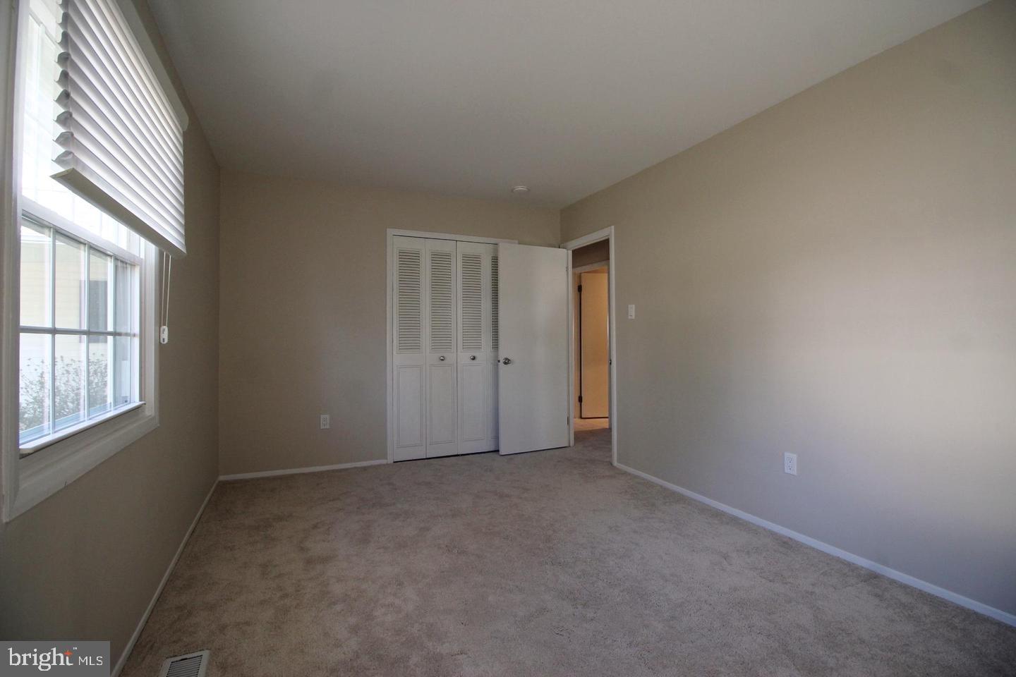 GREENBRIAR - Residential Lease