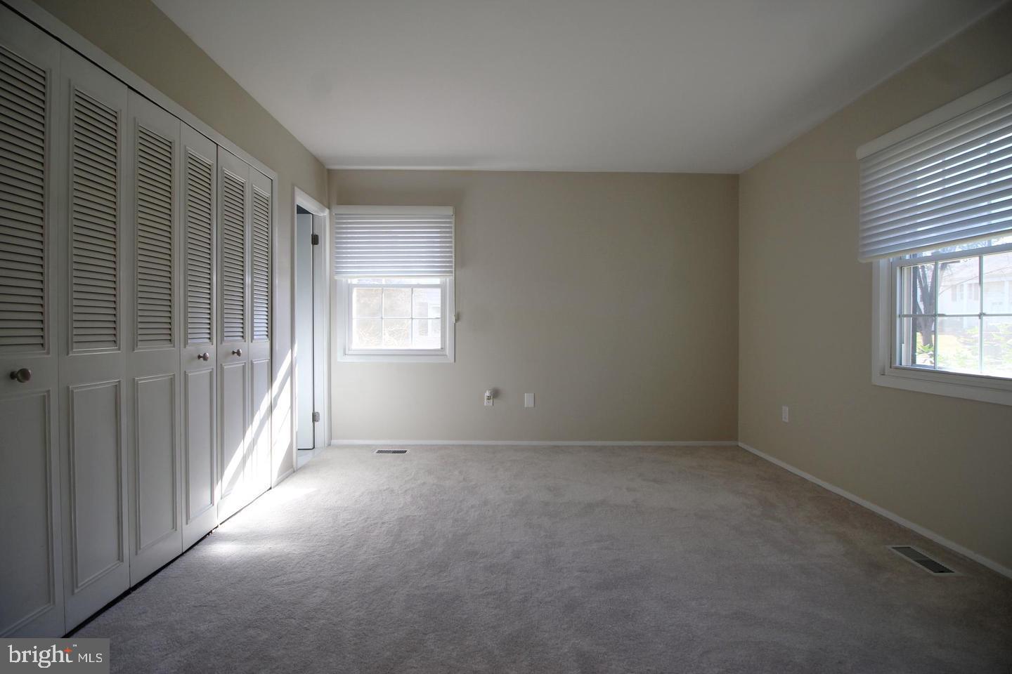 GREENBRIAR - Residential Lease