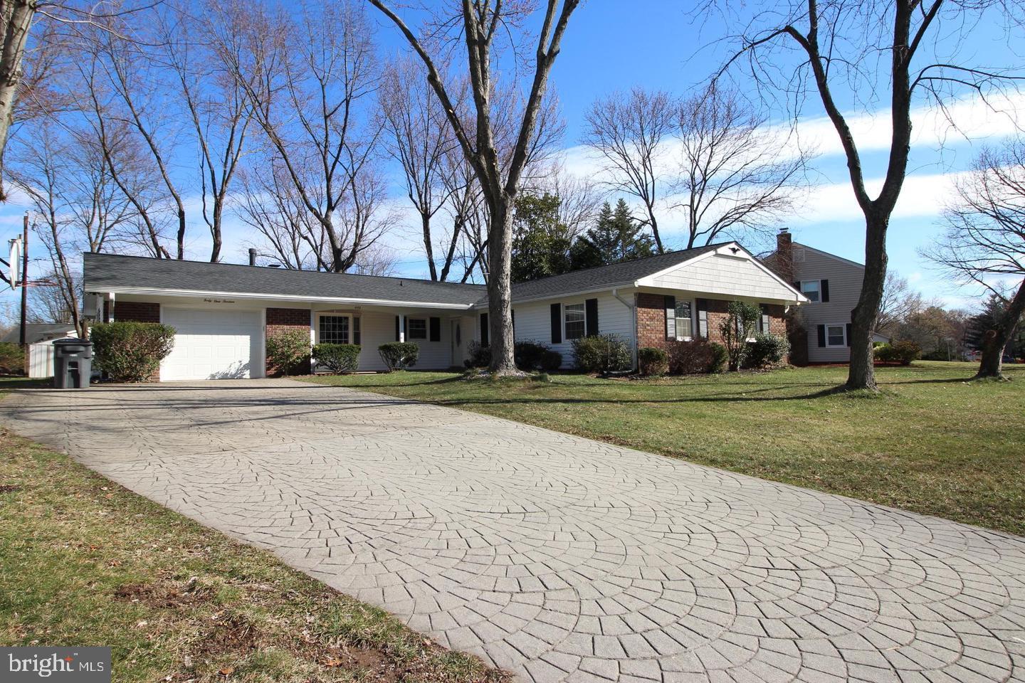 GREENBRIAR - Residential Lease