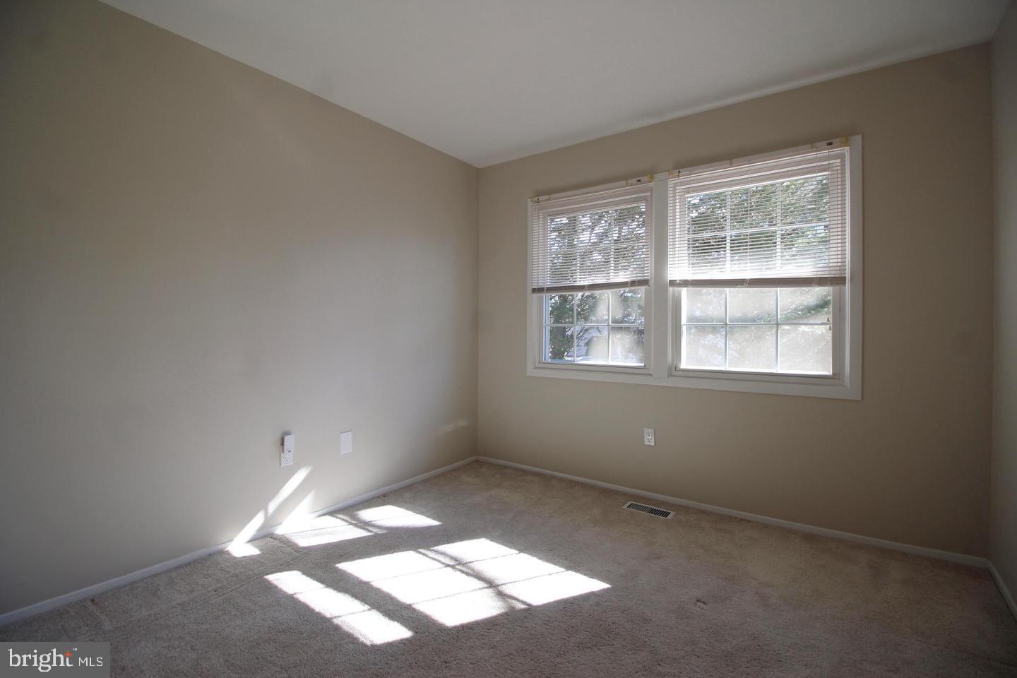 GREENBRIAR - Residential Lease