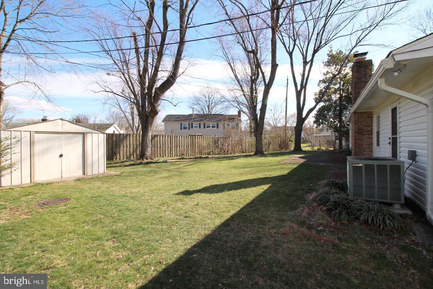 GREENBRIAR - Residential Lease