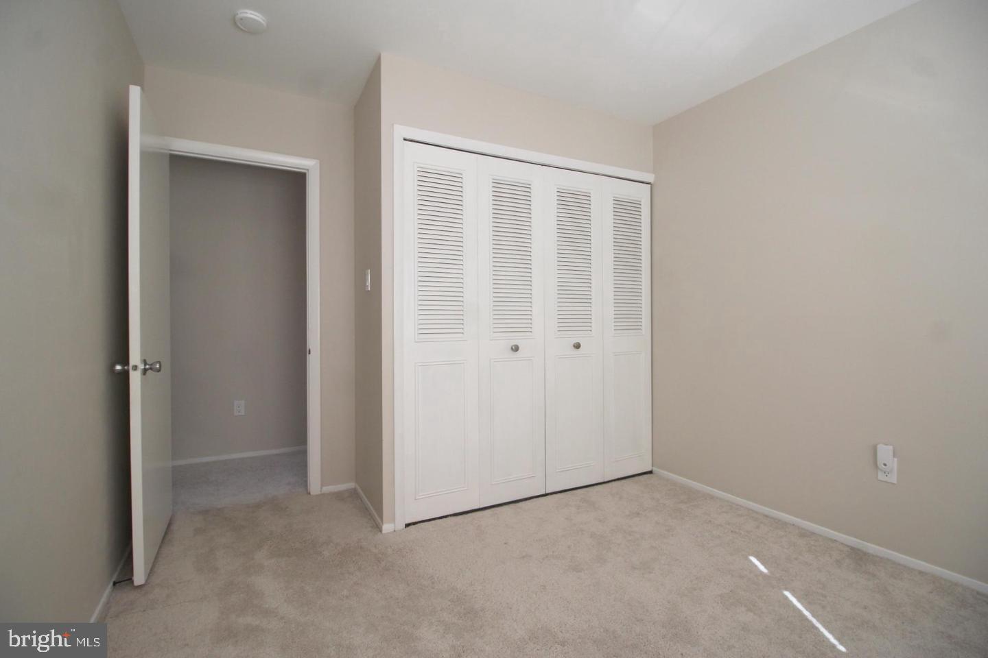 GREENBRIAR - Residential Lease