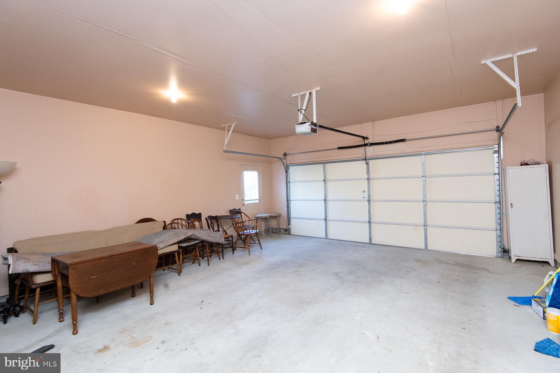 EASTON CLUB EAST - Residential