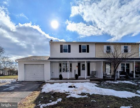 Photo of 2848 Grant Avenue, HATFIELD, PA 19440 (MLS # PAMC2168724)