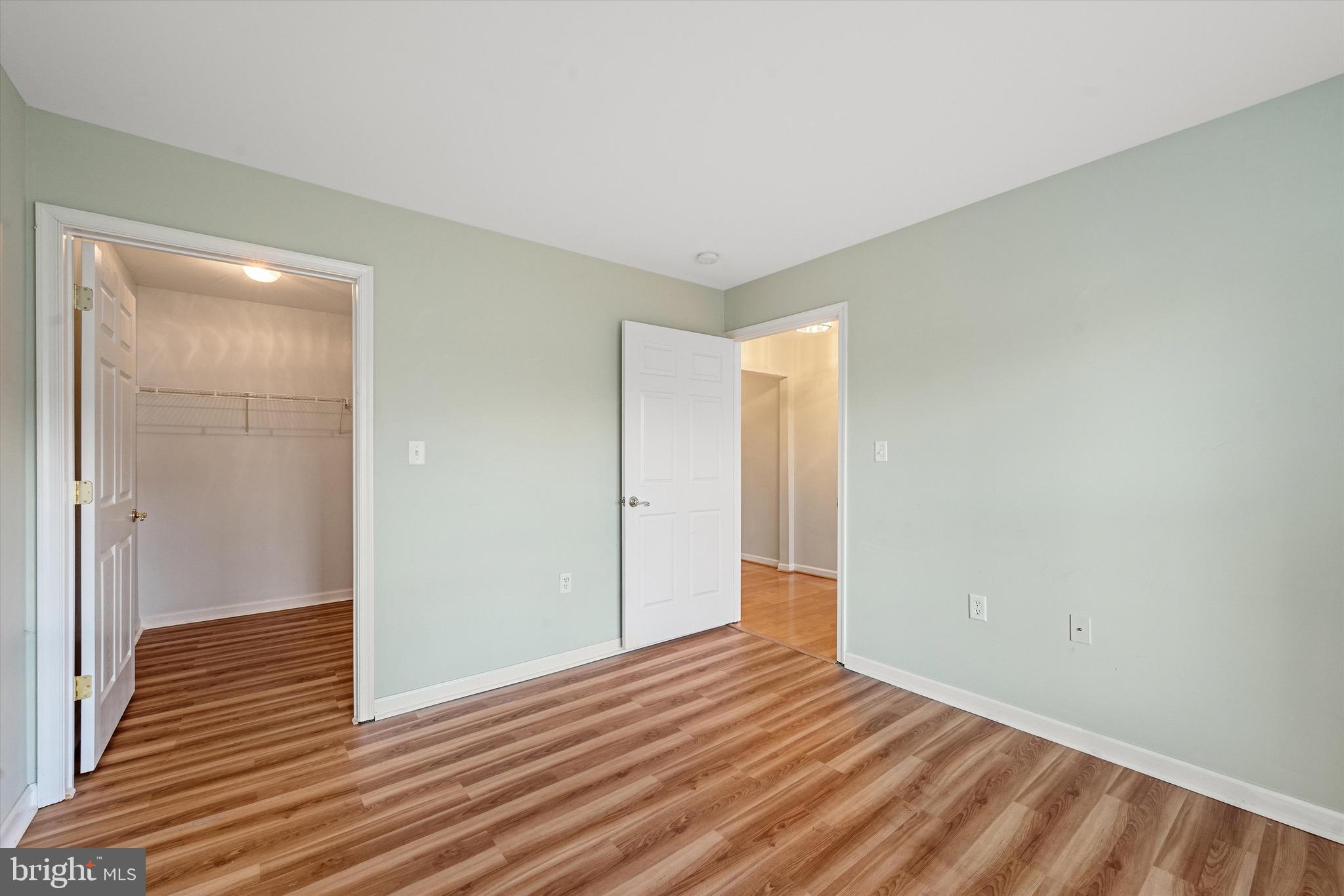 WILLOW LAWN COTTAGES - Residential