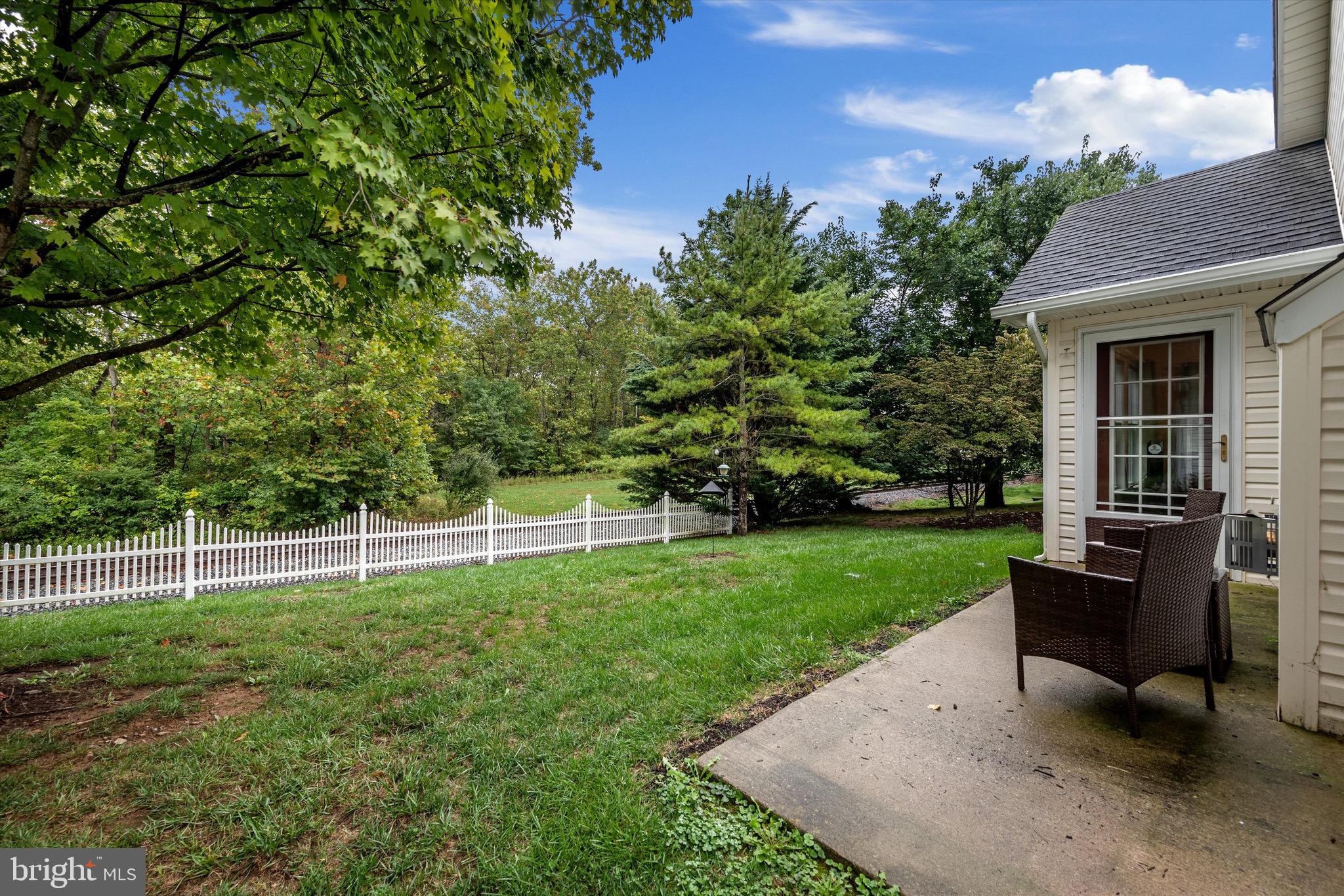 WILLOW LAWN COTTAGES - Residential