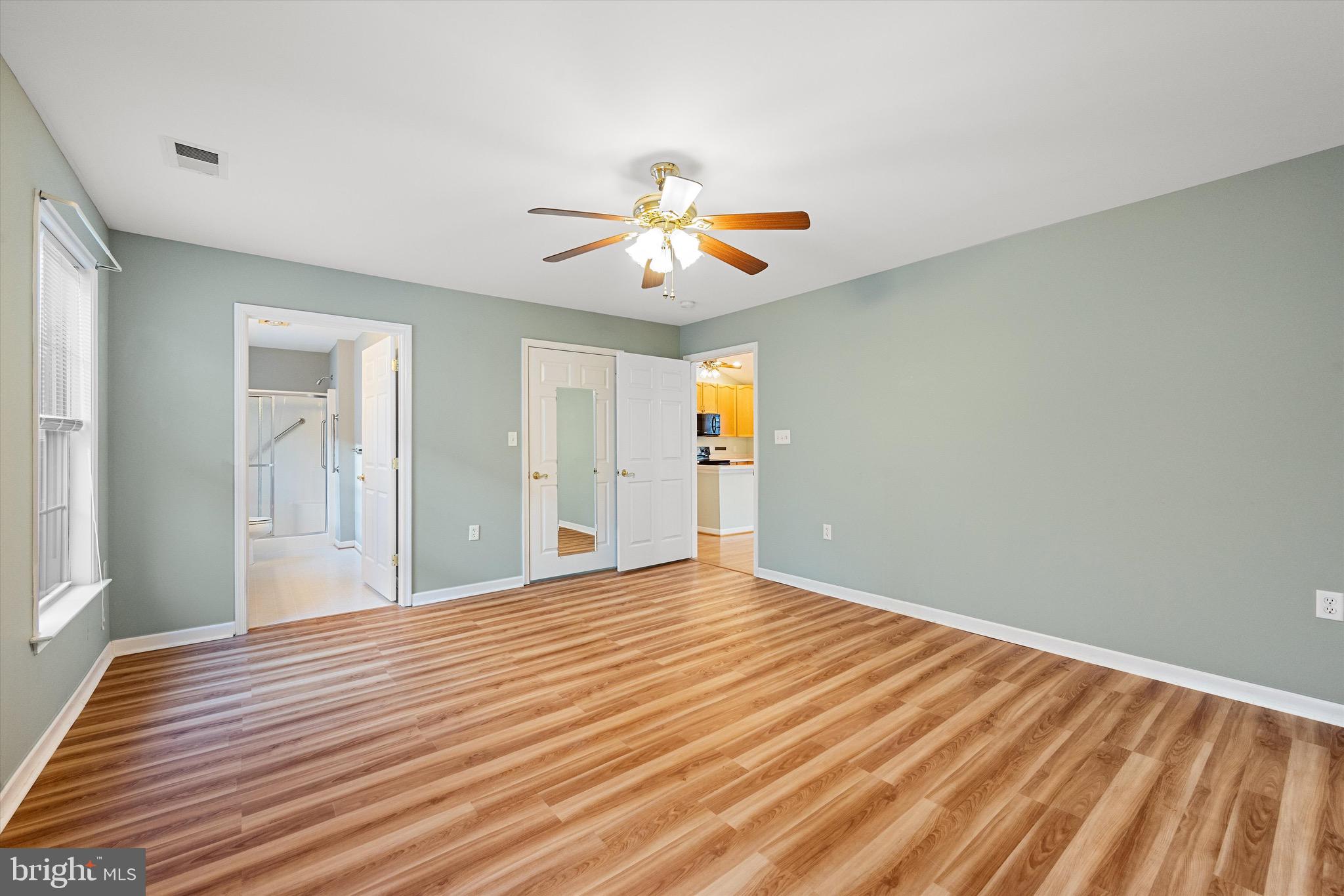 WILLOW LAWN COTTAGES - Residential